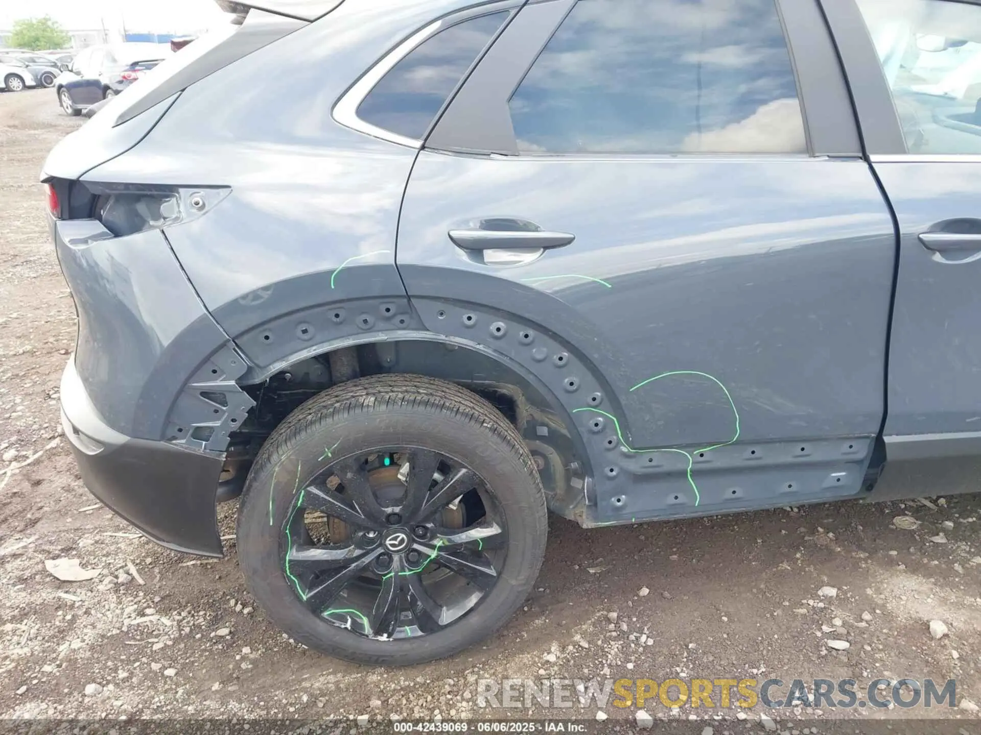 6 Photograph of a damaged car 3MVDMBCM7PM587903 MAZDA CX-30 2023