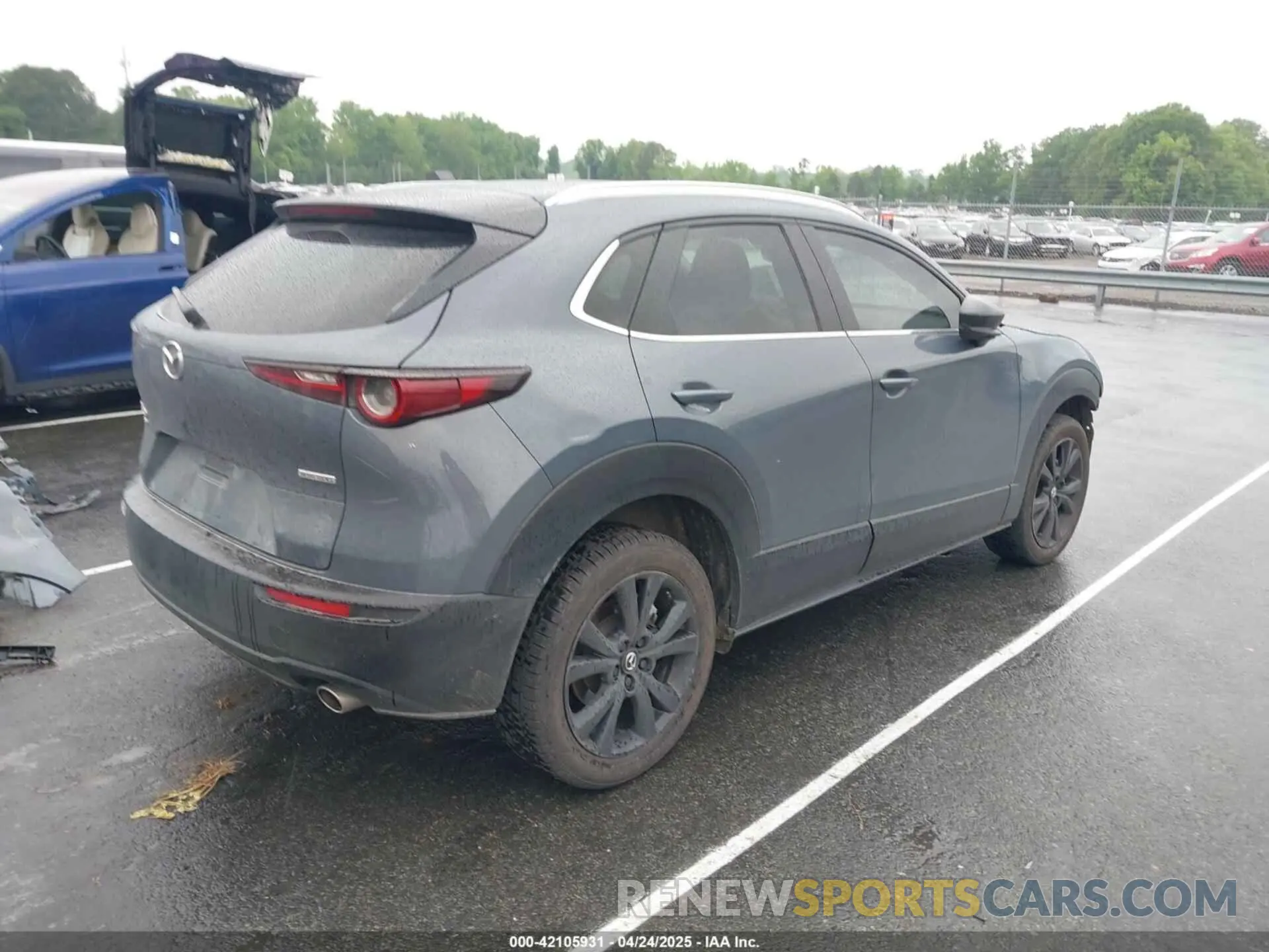 4 Photograph of a damaged car 3MVDMBCM9PM574358 MAZDA CX-30 2023