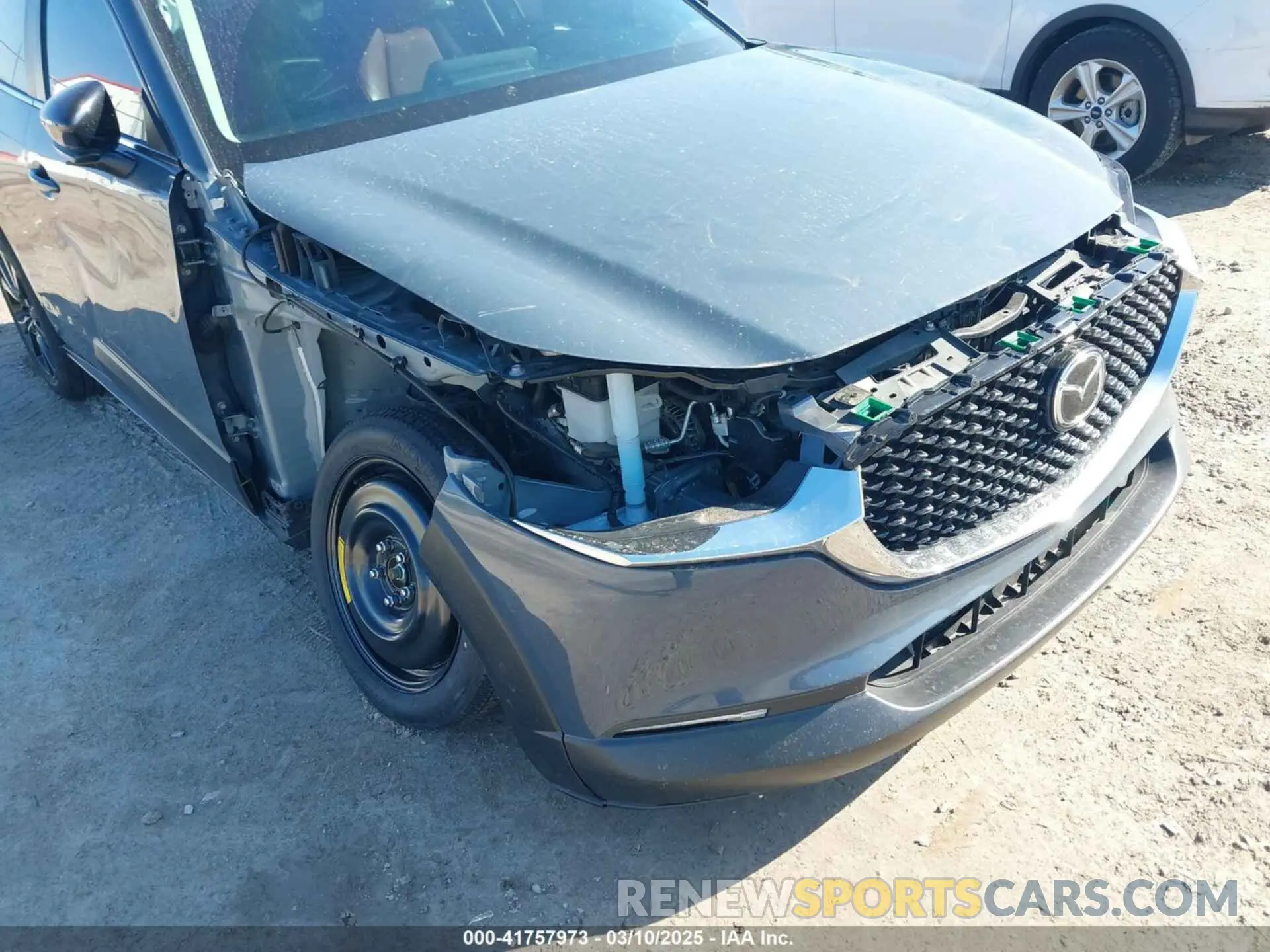 19 Фотография поврежденного автомобиля 3MVDMBCMXPM514086 MAZDA CX-30 2023