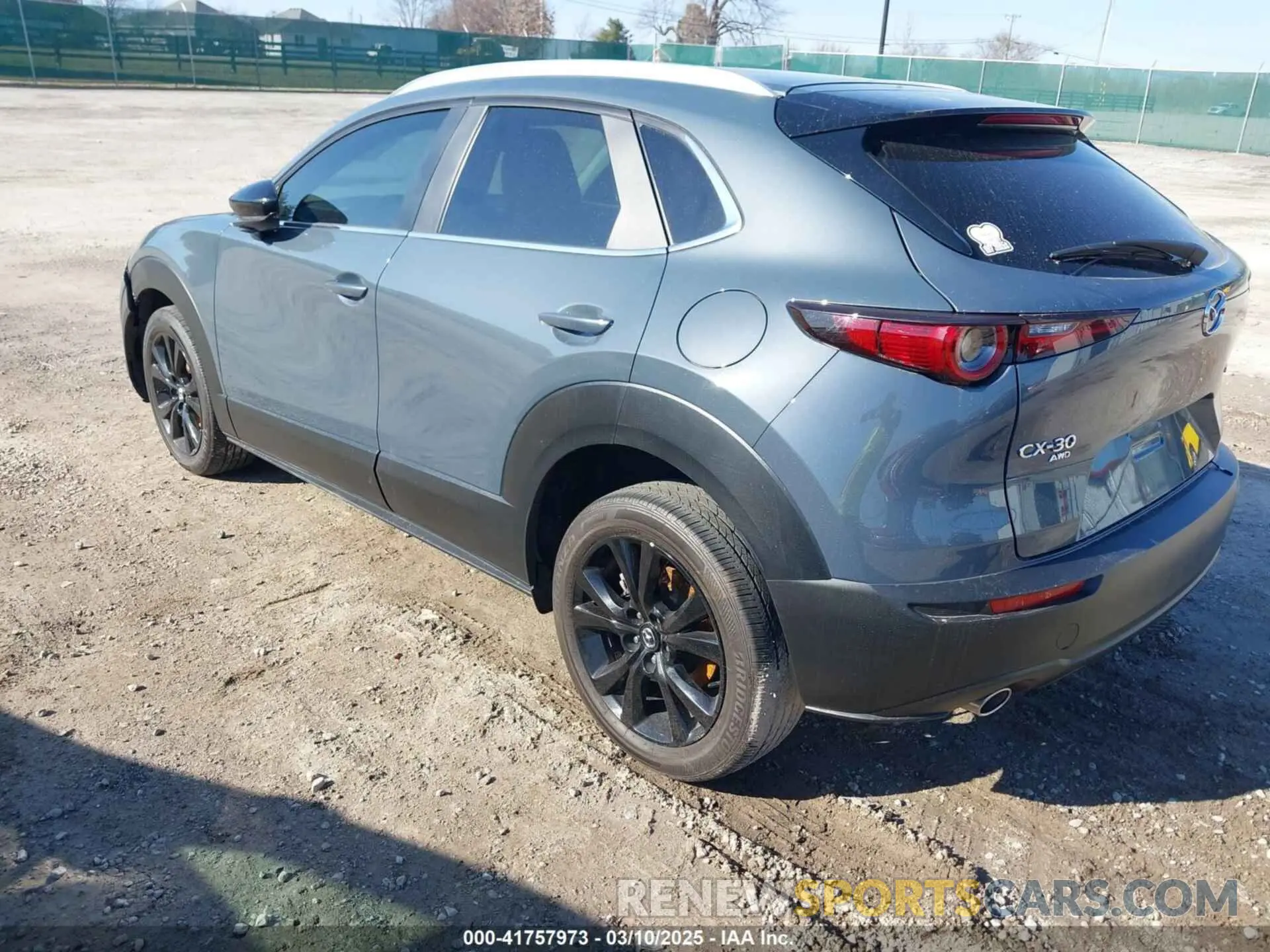 3 Фотография поврежденного автомобиля 3MVDMBCMXPM514086 MAZDA CX-30 2023