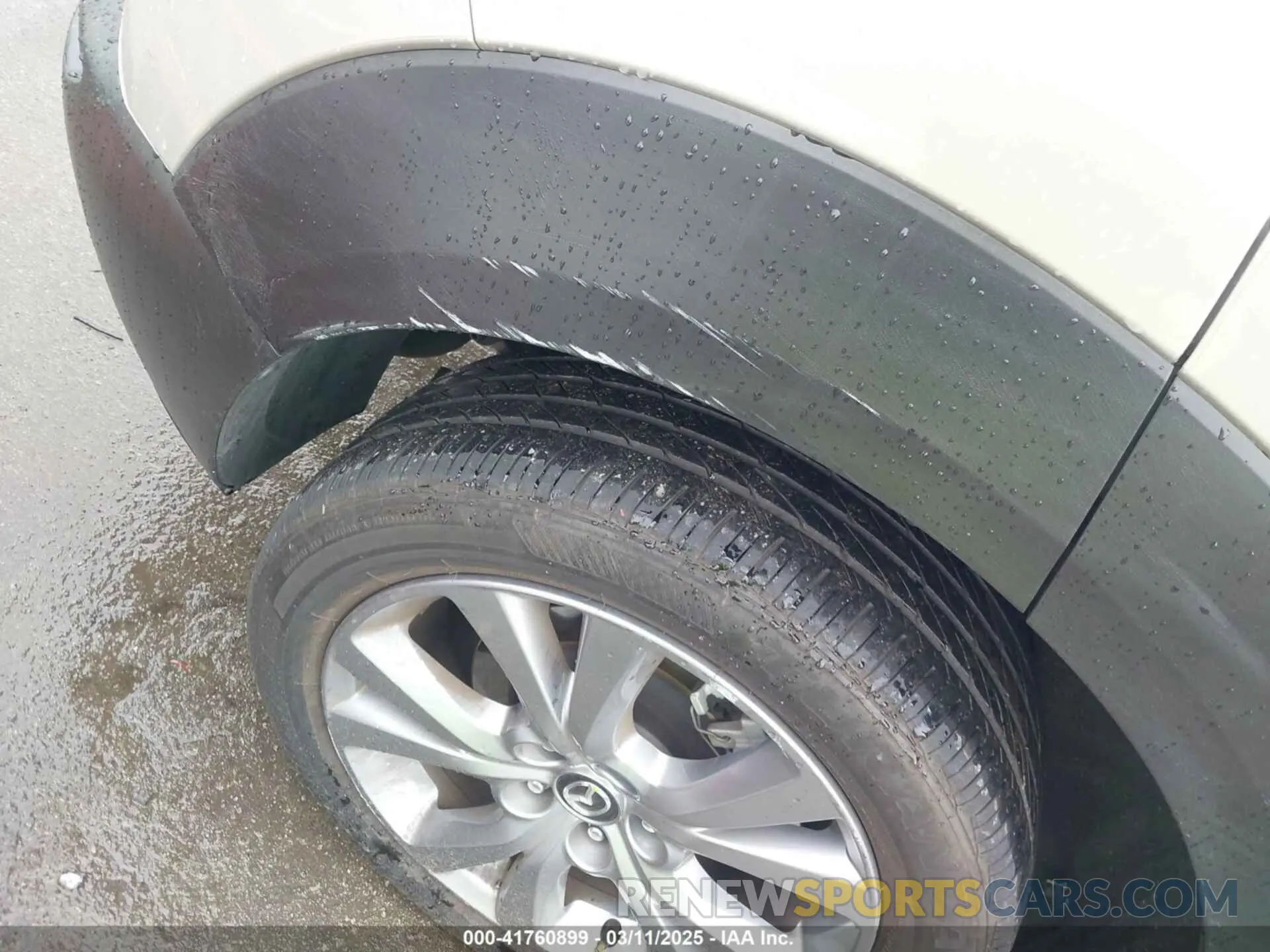 17 Фотография поврежденного автомобиля 3MVDMBCMXPM537352 MAZDA CX-30 2023