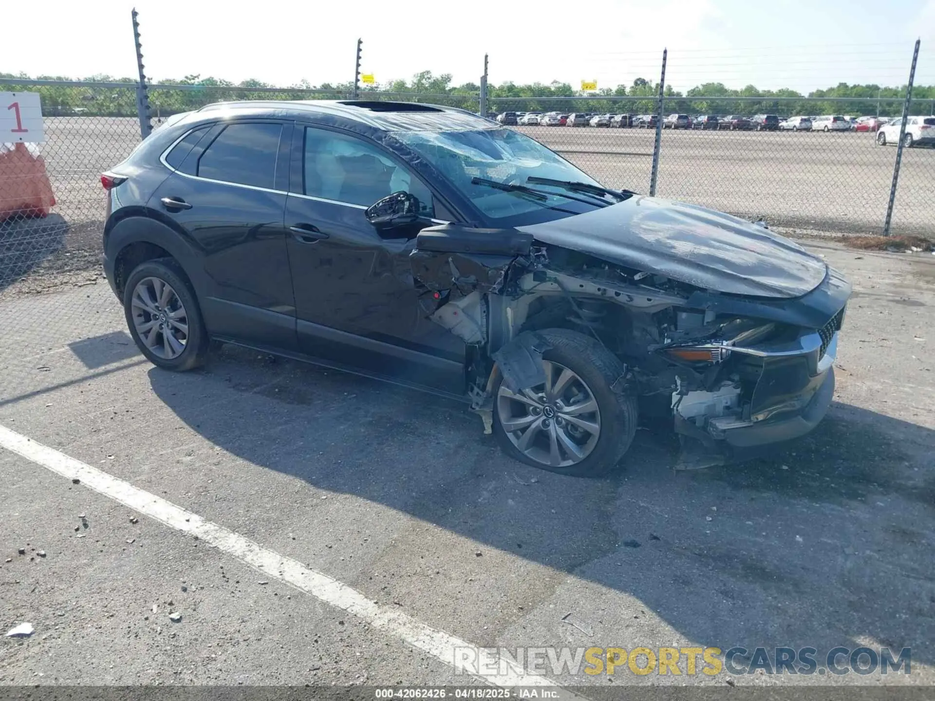 1 Фотография поврежденного автомобиля 3MVDMBDM1PM528036 MAZDA CX-30 2023