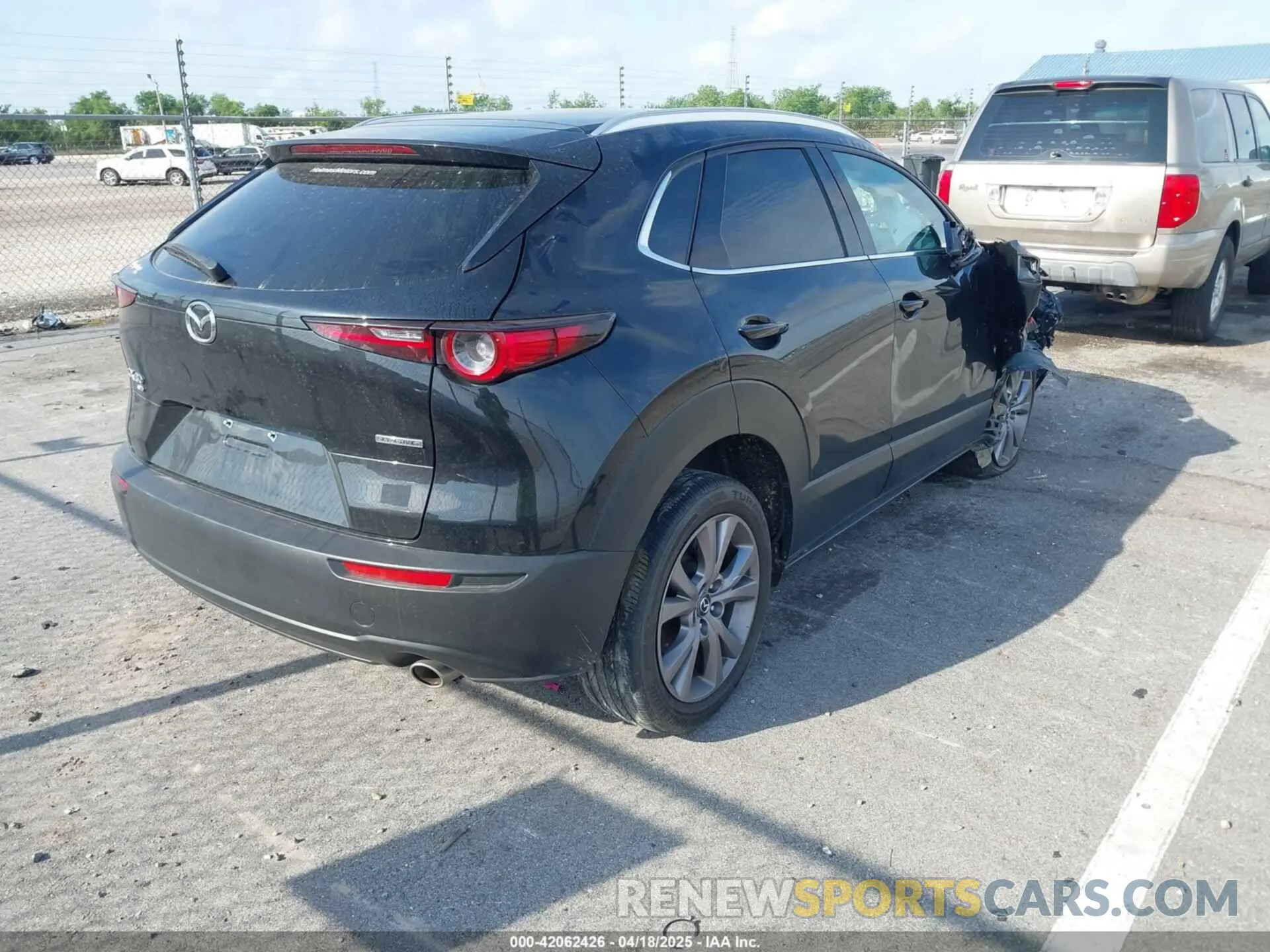 4 Фотография поврежденного автомобиля 3MVDMBDM1PM528036 MAZDA CX-30 2023