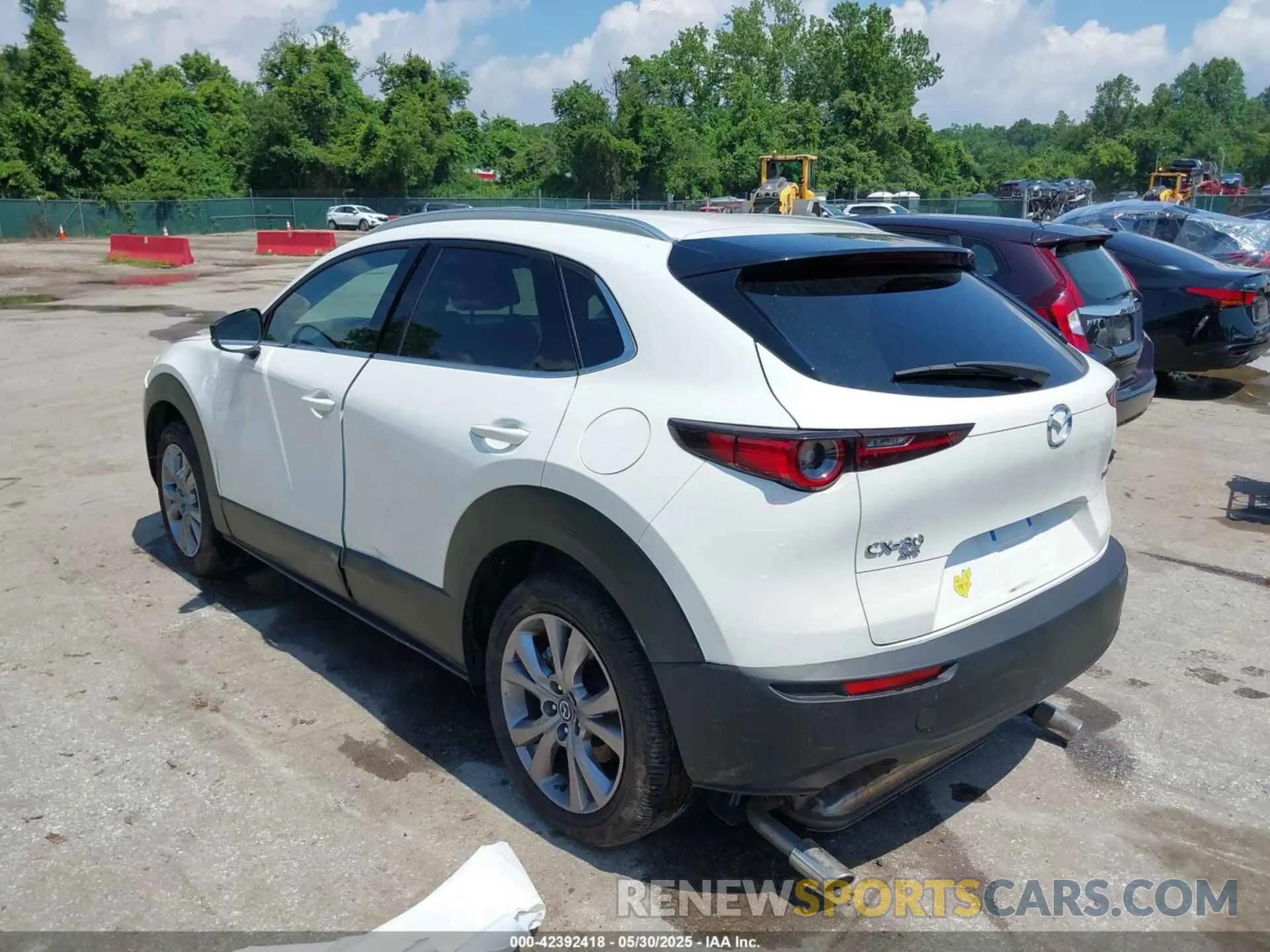 3 Photograph of a damaged car 3MVDMBDM2PM521810 MAZDA CX-30 2023