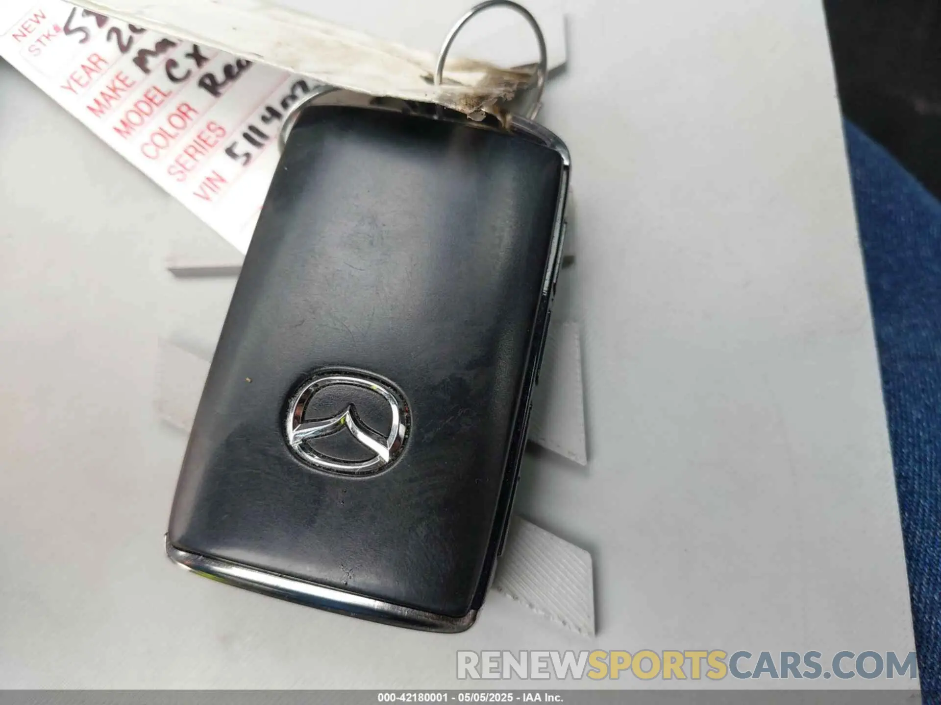 11 Фотография поврежденного автомобиля 3MVDMBDM3PM511402 MAZDA CX-30 2023