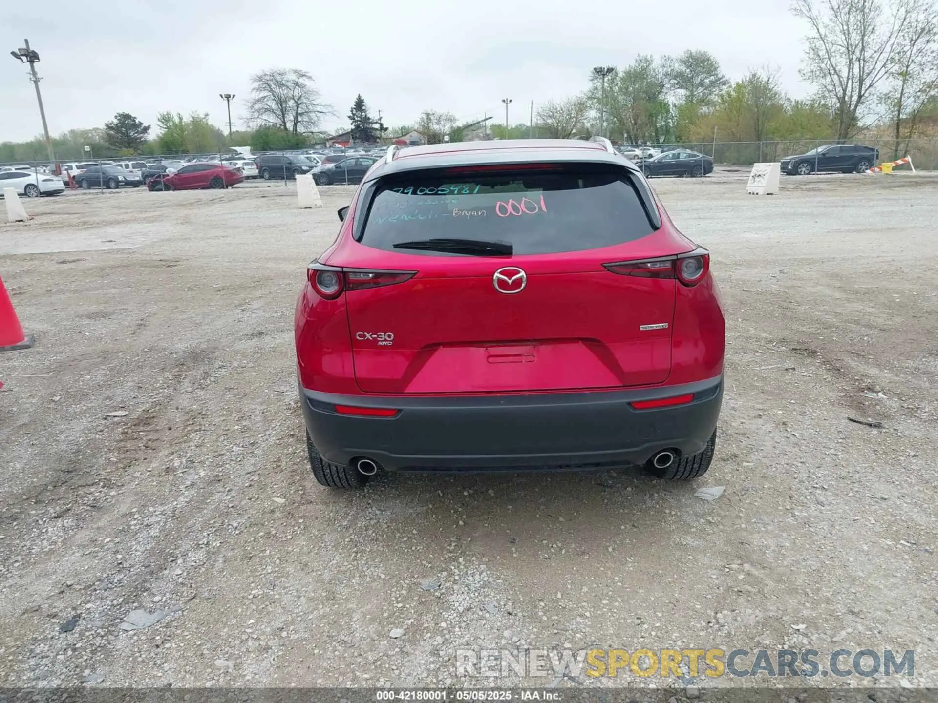 17 Фотография поврежденного автомобиля 3MVDMBDM3PM511402 MAZDA CX-30 2023