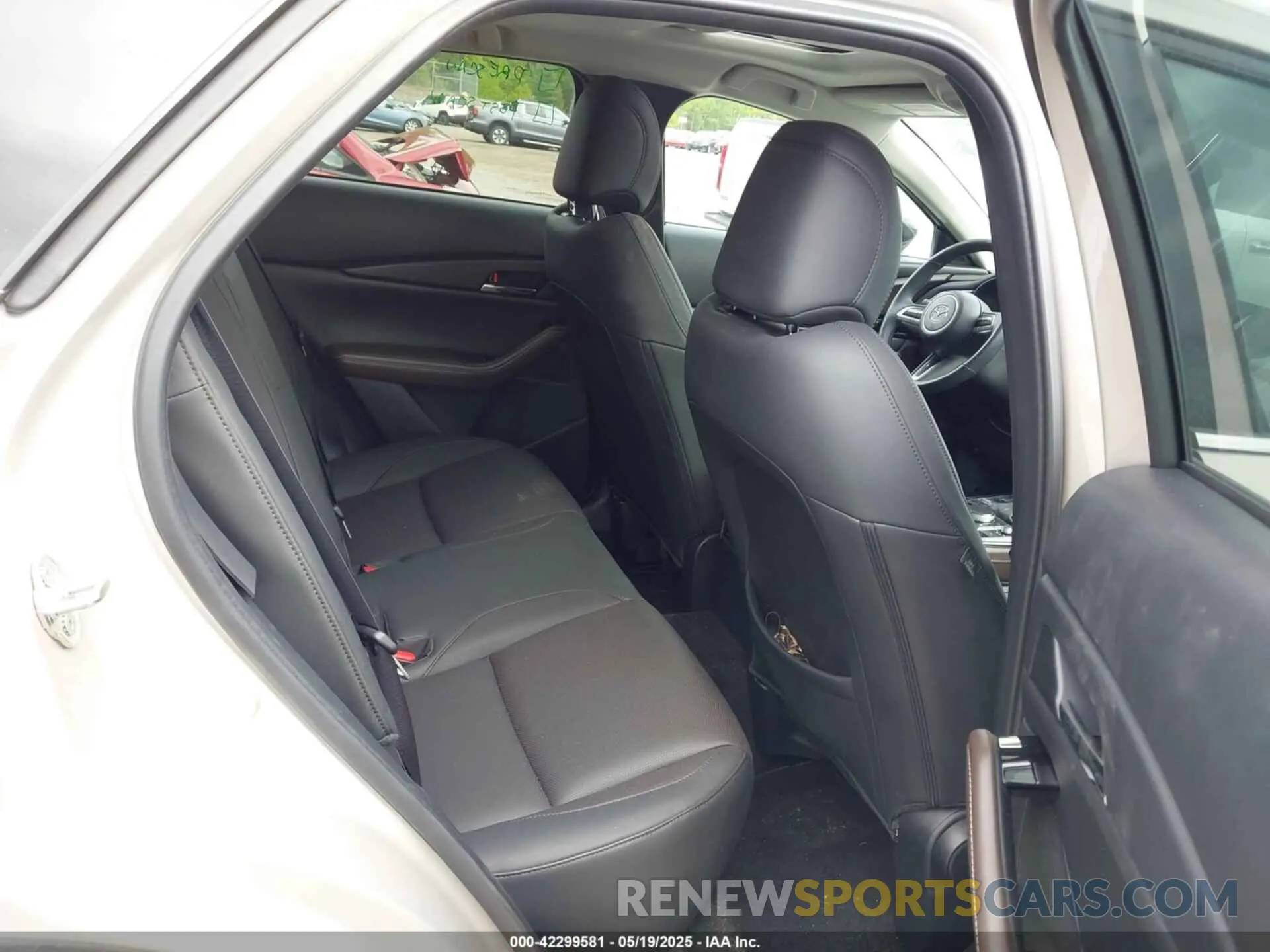 8 Photograph of a damaged car 3MVDMBDY7PM566311 MAZDA CX-30 2023