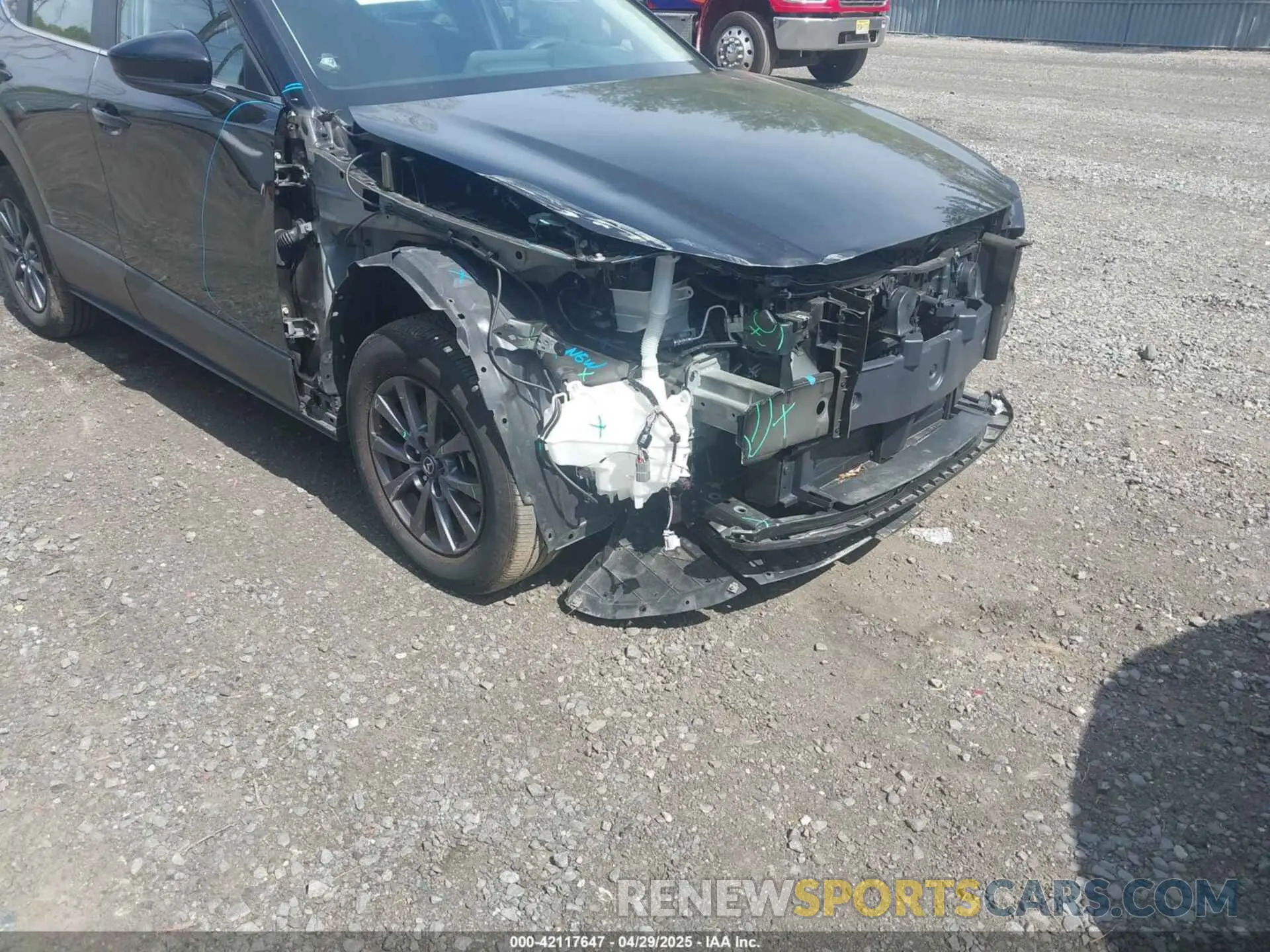 6 Фотография поврежденного автомобиля 3MVDMBAM2RM627522 MAZDA CX-30 2024