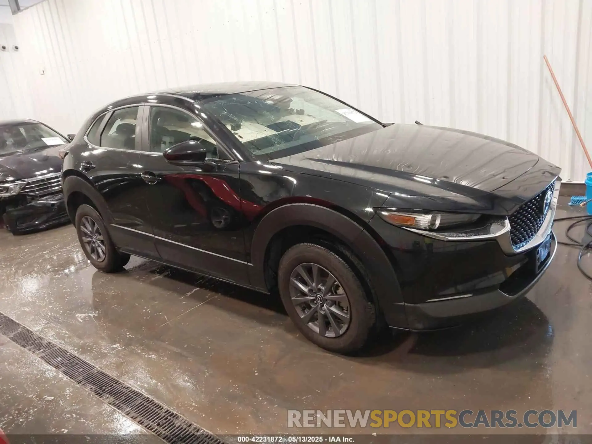 1 Photograph of a damaged car 3MVDMBAM2RM643168 MAZDA CX-30 2024