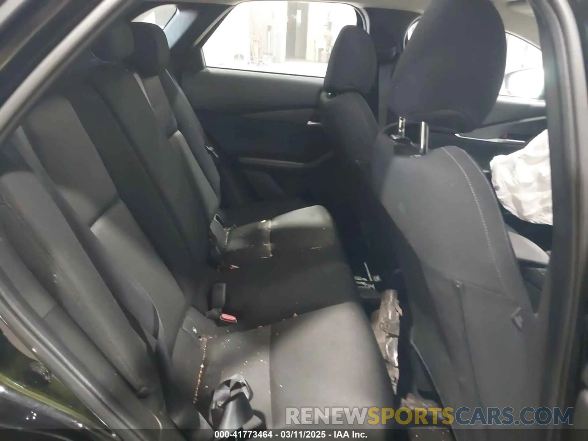 8 Фотография поврежденного автомобиля 3MVDMBAM2RM719794 MAZDA CX-30 2024