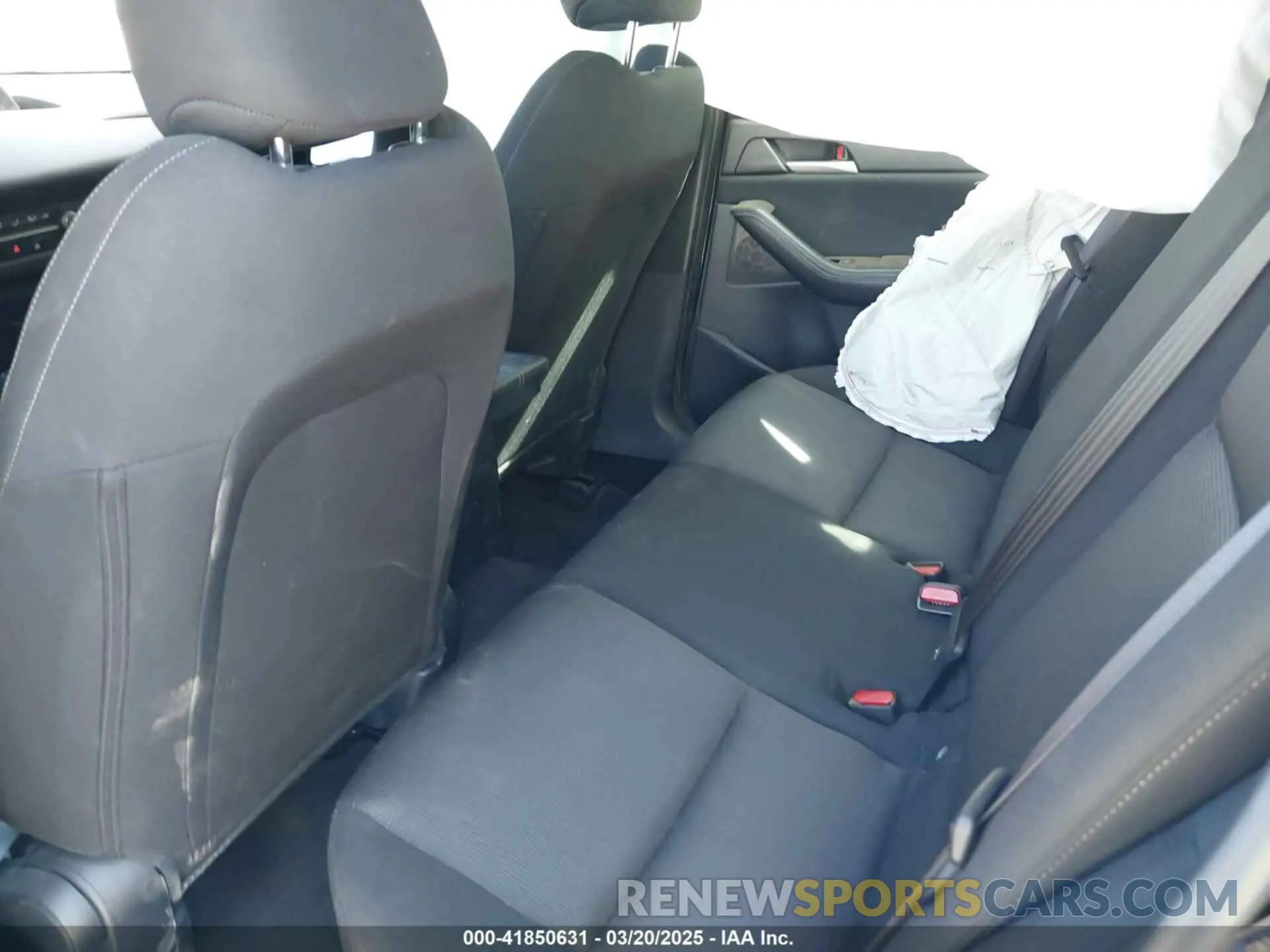 8 Photograph of a damaged car 3MVDMBAM5RM706540 MAZDA CX-30 2024