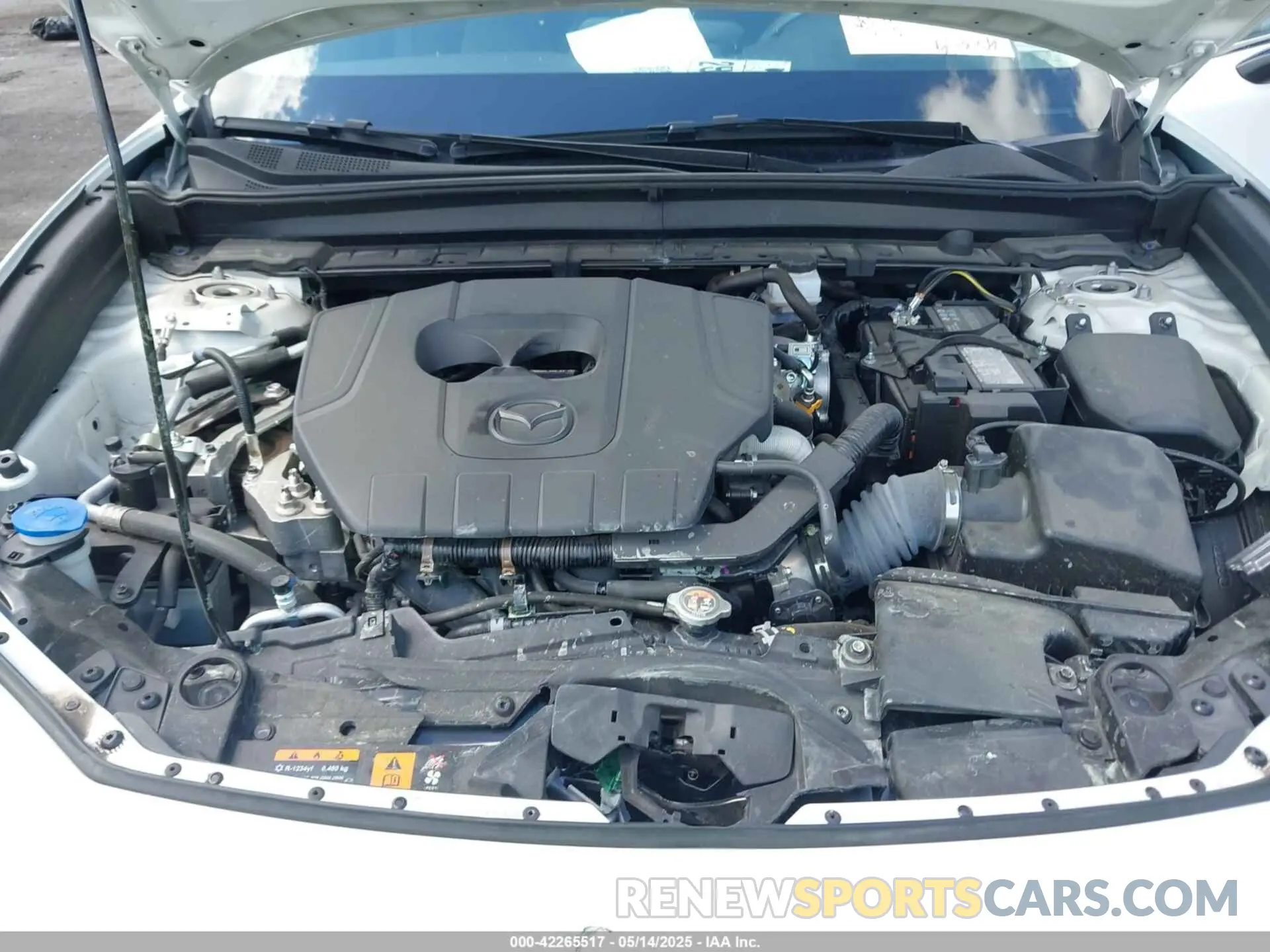 10 Photograph of a damaged car 3MVDMBAM6RM615440 MAZDA CX-30 2024