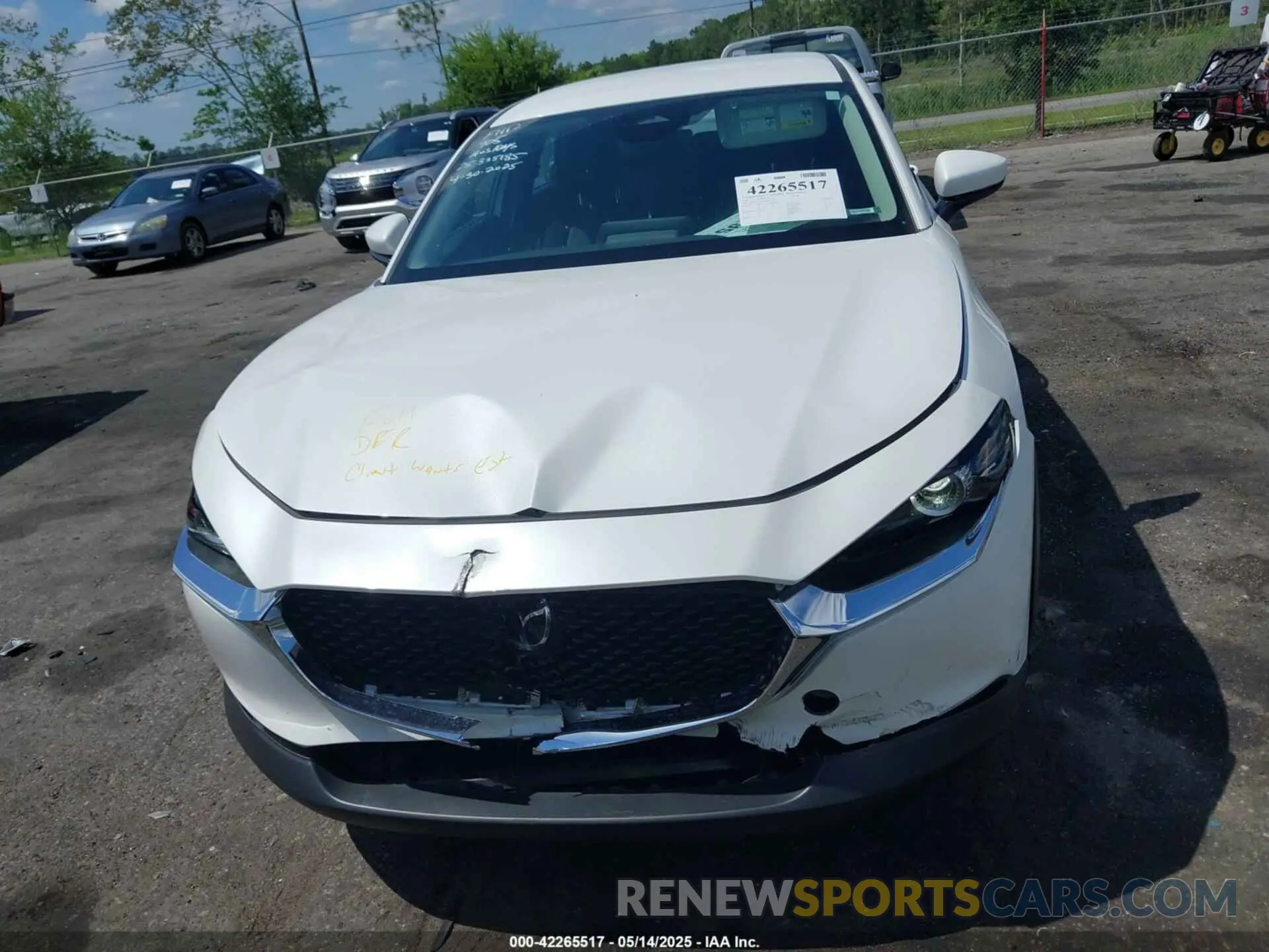 12 Photograph of a damaged car 3MVDMBAM6RM615440 MAZDA CX-30 2024