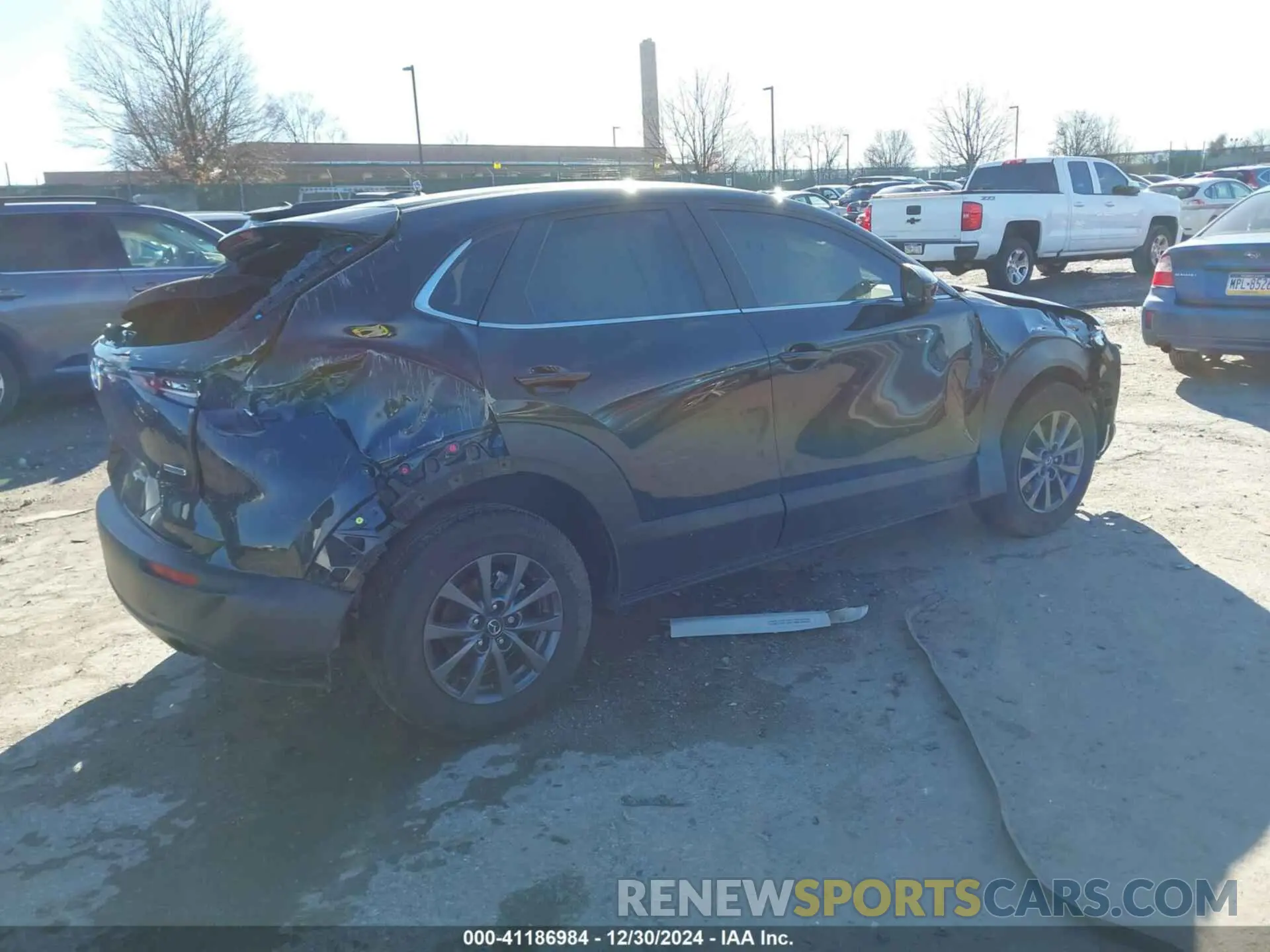 4 Photograph of a damaged car 3MVDMBAM9RM633690 MAZDA CX-30 2024