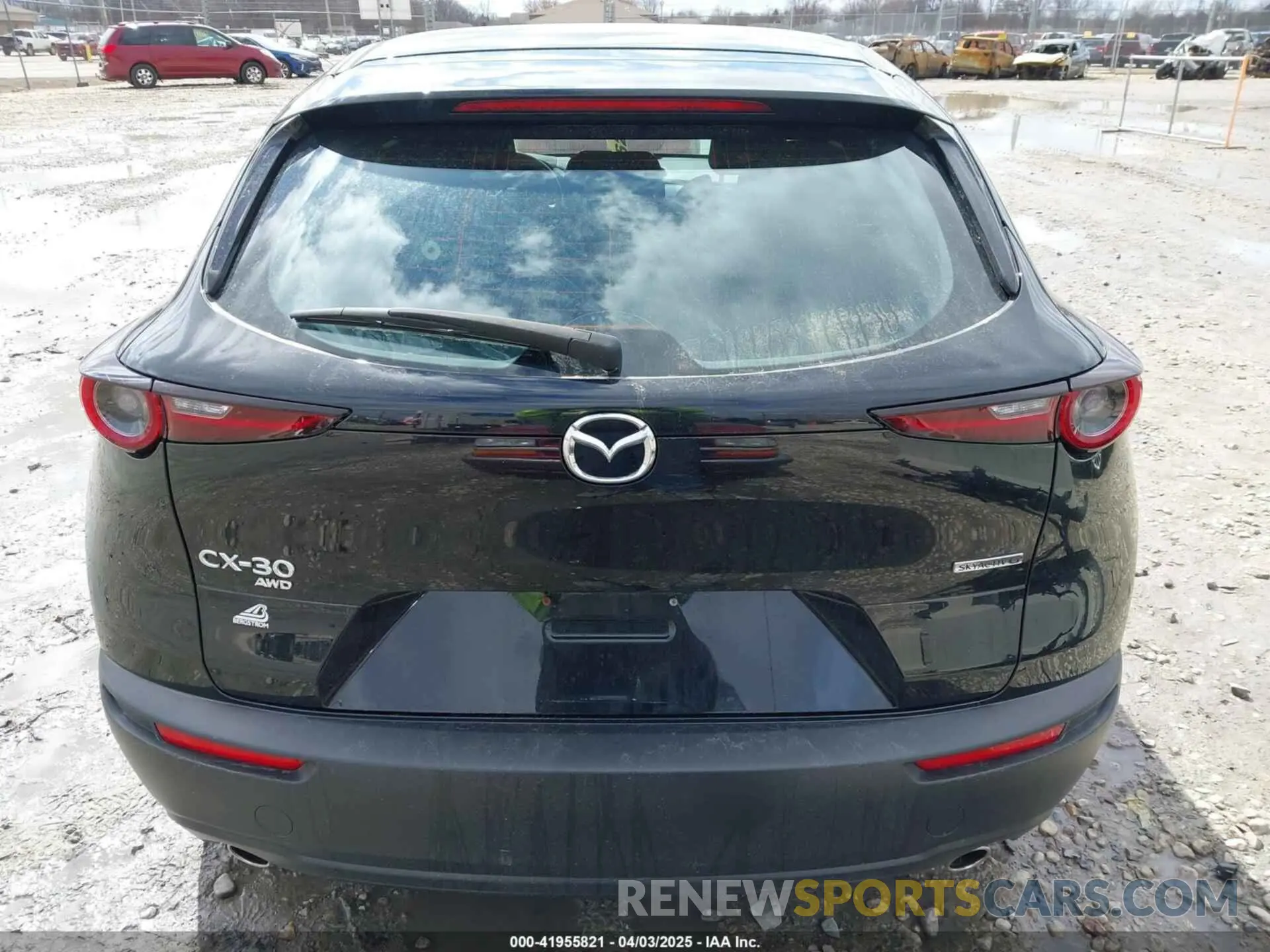 17 Photograph of a damaged car 3MVDMBAM9RM654572 MAZDA CX-30 2024