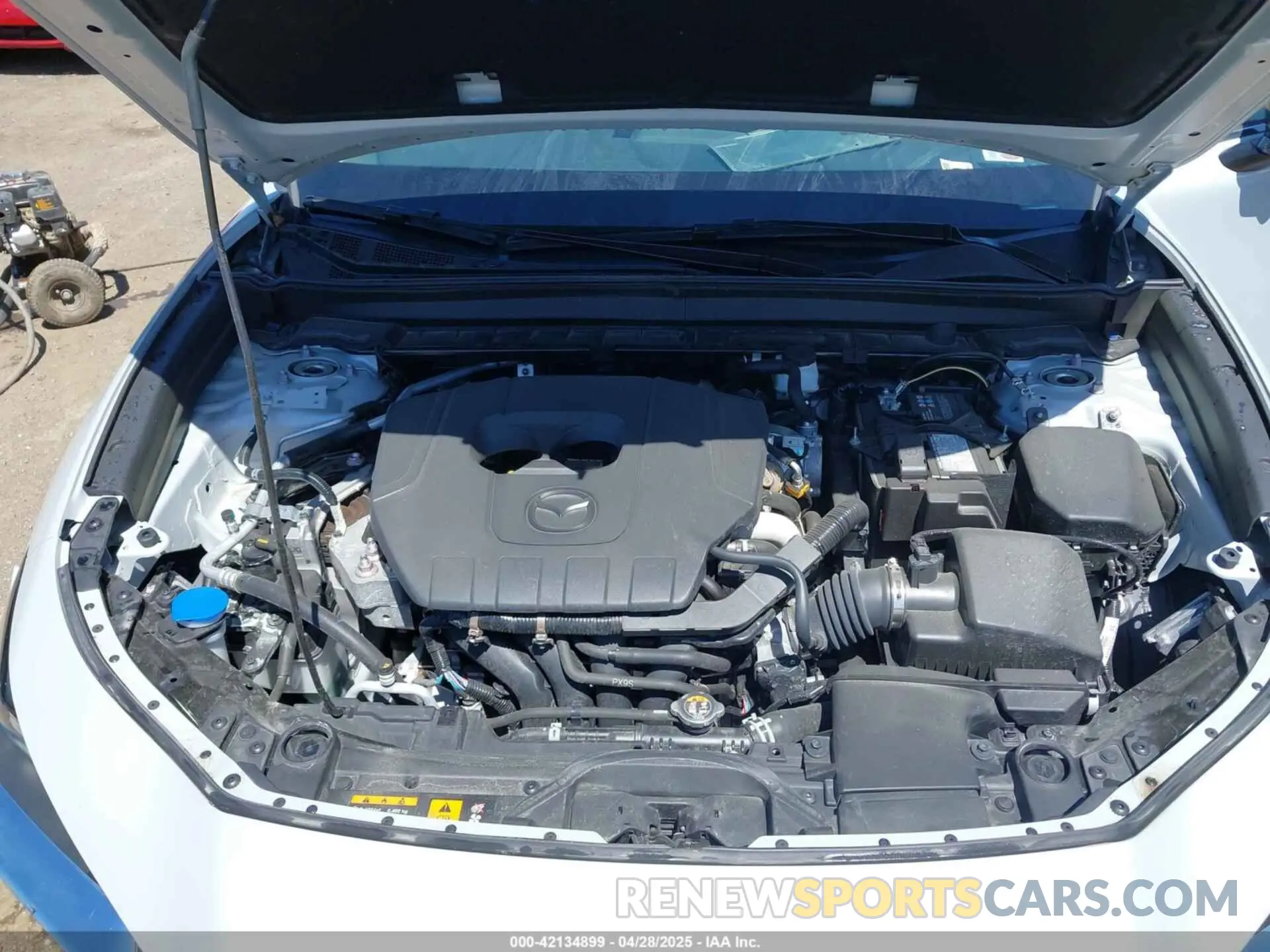 10 Photograph of a damaged car 3MVDMBBM0RM644690 MAZDA CX-30 2024