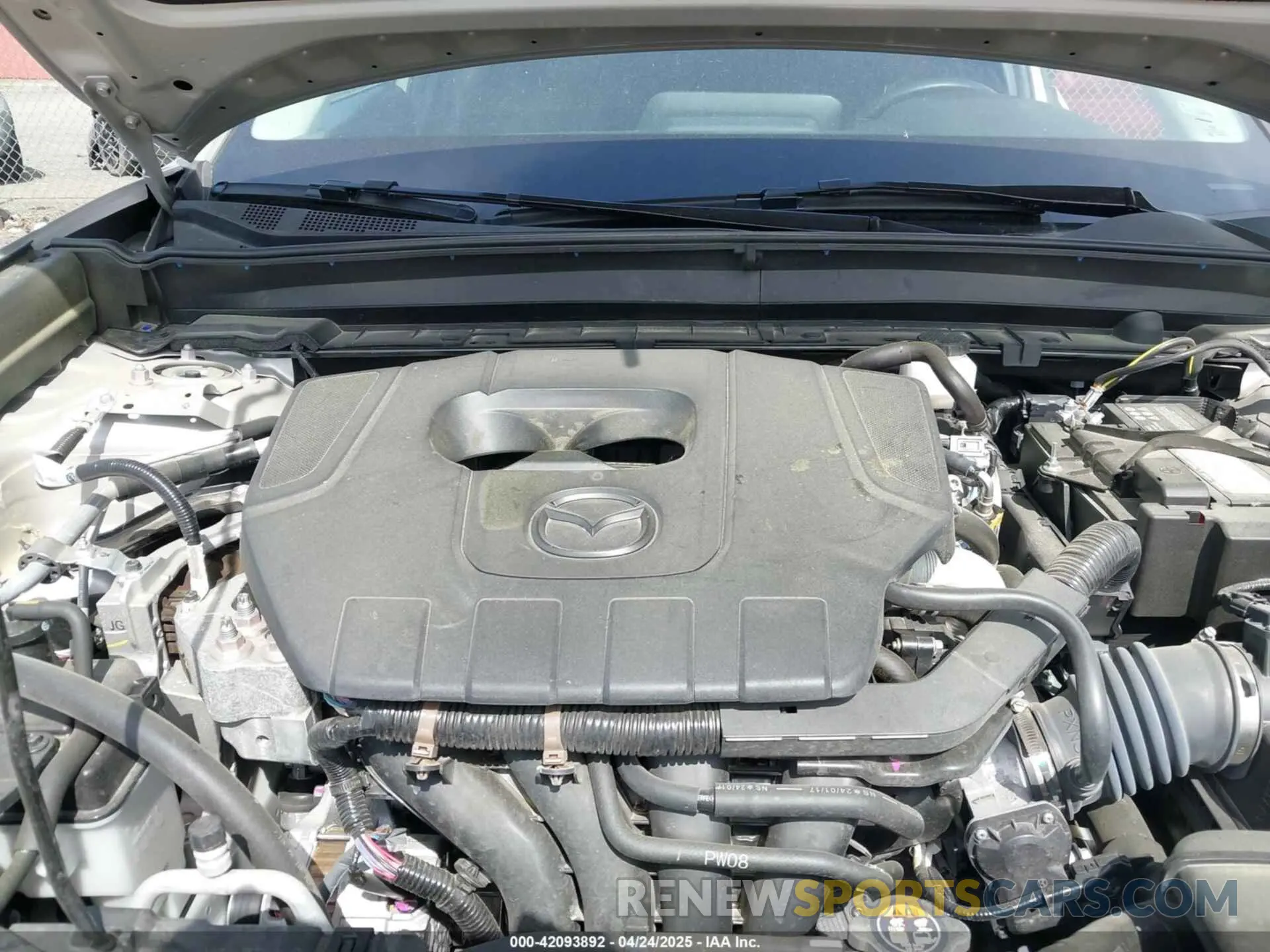 10 Фотография поврежденного автомобиля 3MVDMBBM0RM698412 MAZDA CX-30 2024