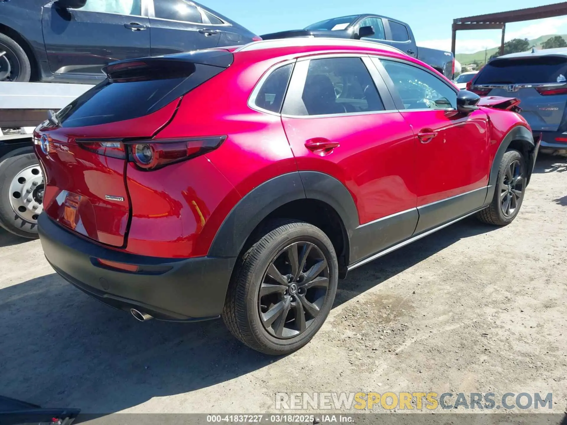 4 Photograph of a damaged car 3MVDMBBM0RM707223 MAZDA CX-30 2024
