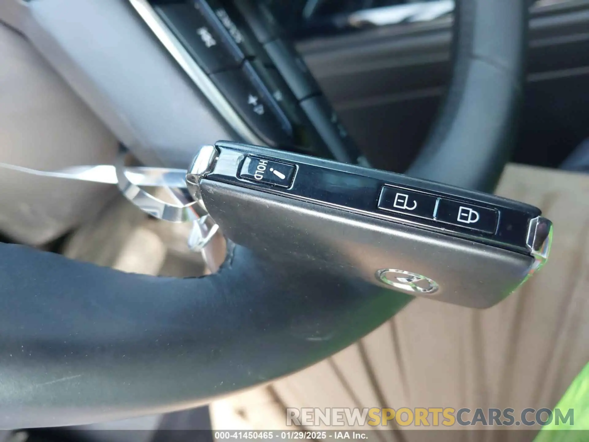 11 Фотография поврежденного автомобиля 3MVDMBBM1RM684583 MAZDA CX-30 2024