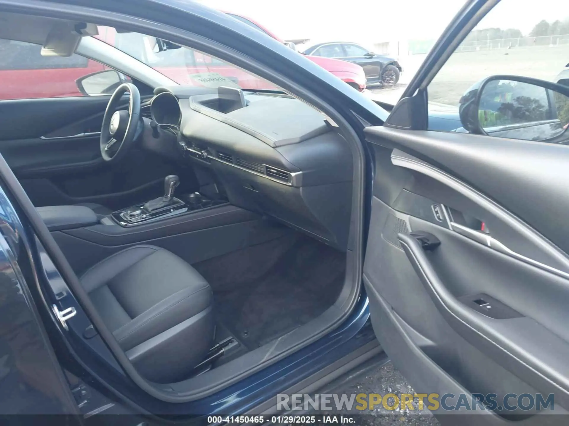 5 Фотография поврежденного автомобиля 3MVDMBBM1RM684583 MAZDA CX-30 2024