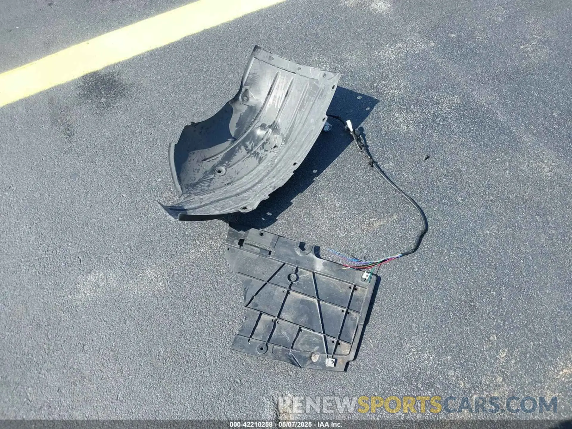 12 Photograph of a damaged car 3MVDMBBM2RM684687 MAZDA CX-30 2024