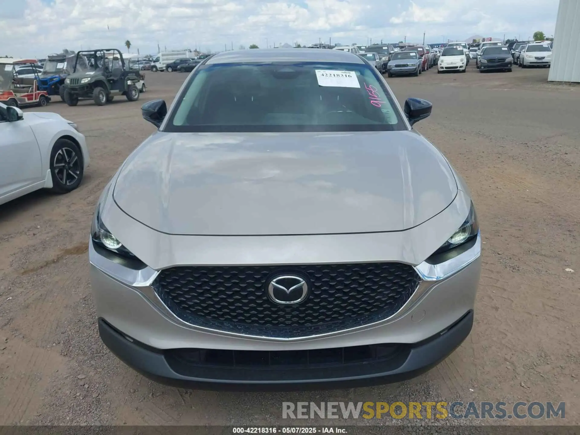 12 Photograph of a damaged car 3MVDMBBM3RM657918 MAZDA CX-30 2024