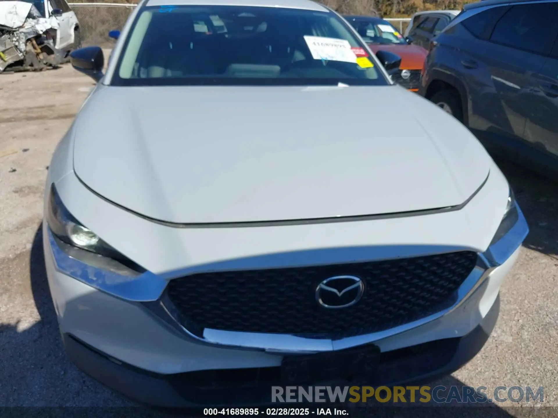 12 Photograph of a damaged car 3MVDMBBM4RM625284 MAZDA CX-30 2024