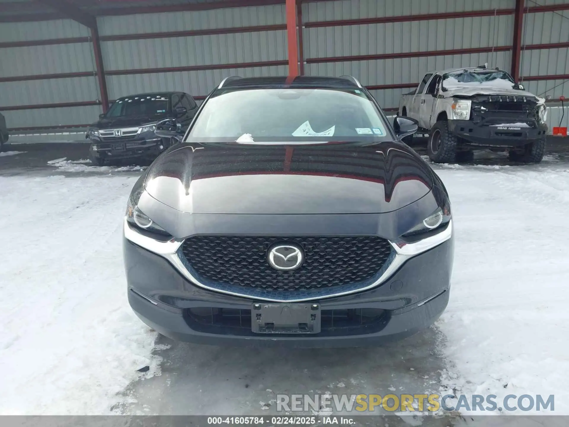 12 Фотография поврежденного автомобиля 3MVDMBBM4RM711811 MAZDA CX-30 2024