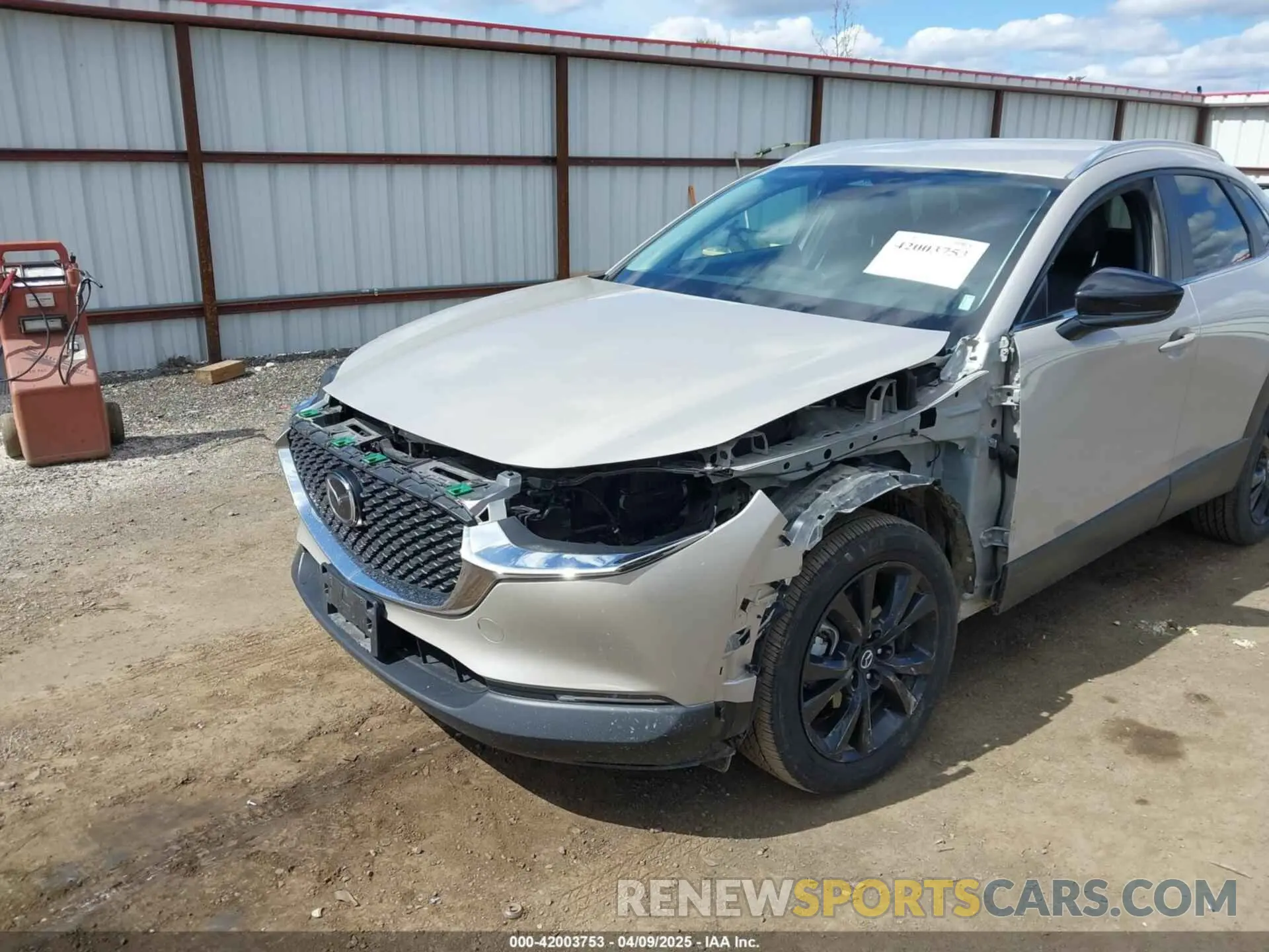 6 Photograph of a damaged car 3MVDMBBM5RM696655 MAZDA CX-30 2024