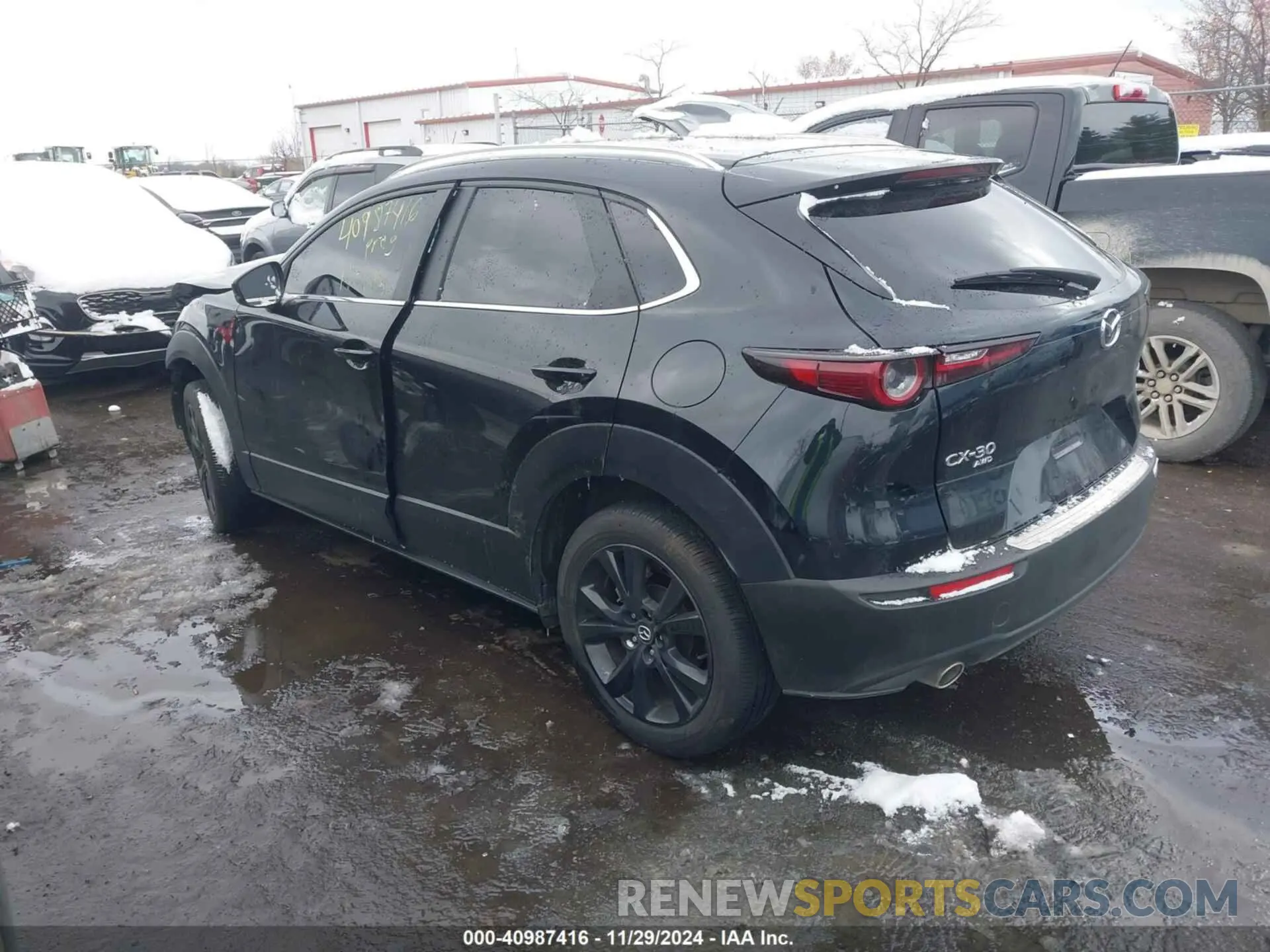 3 Фотография поврежденного автомобиля 3MVDMBBM7RM637249 MAZDA CX-30 2024