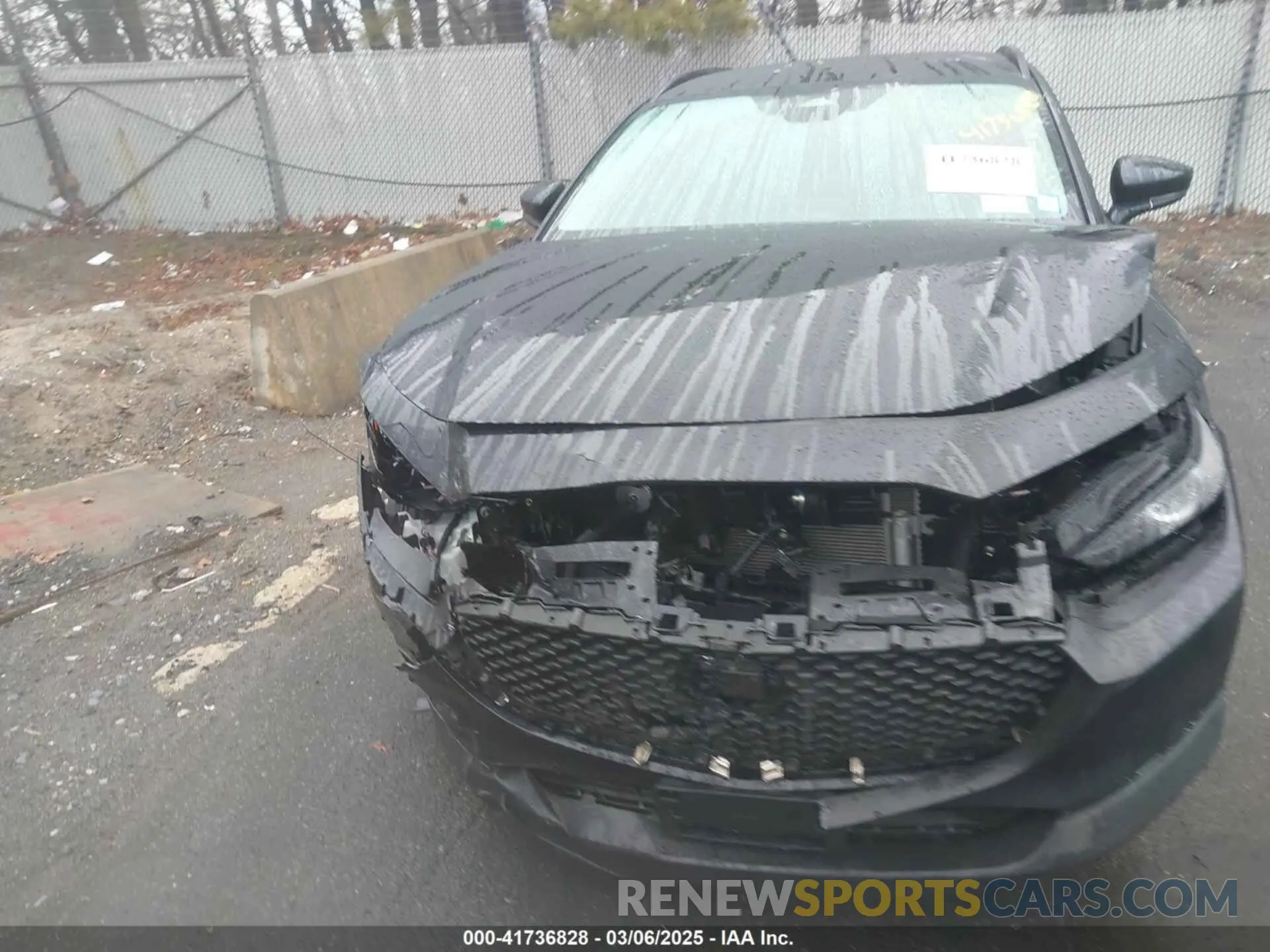 12 Фотография поврежденного автомобиля 3MVDMBBM8RM645571 MAZDA CX-30 2024