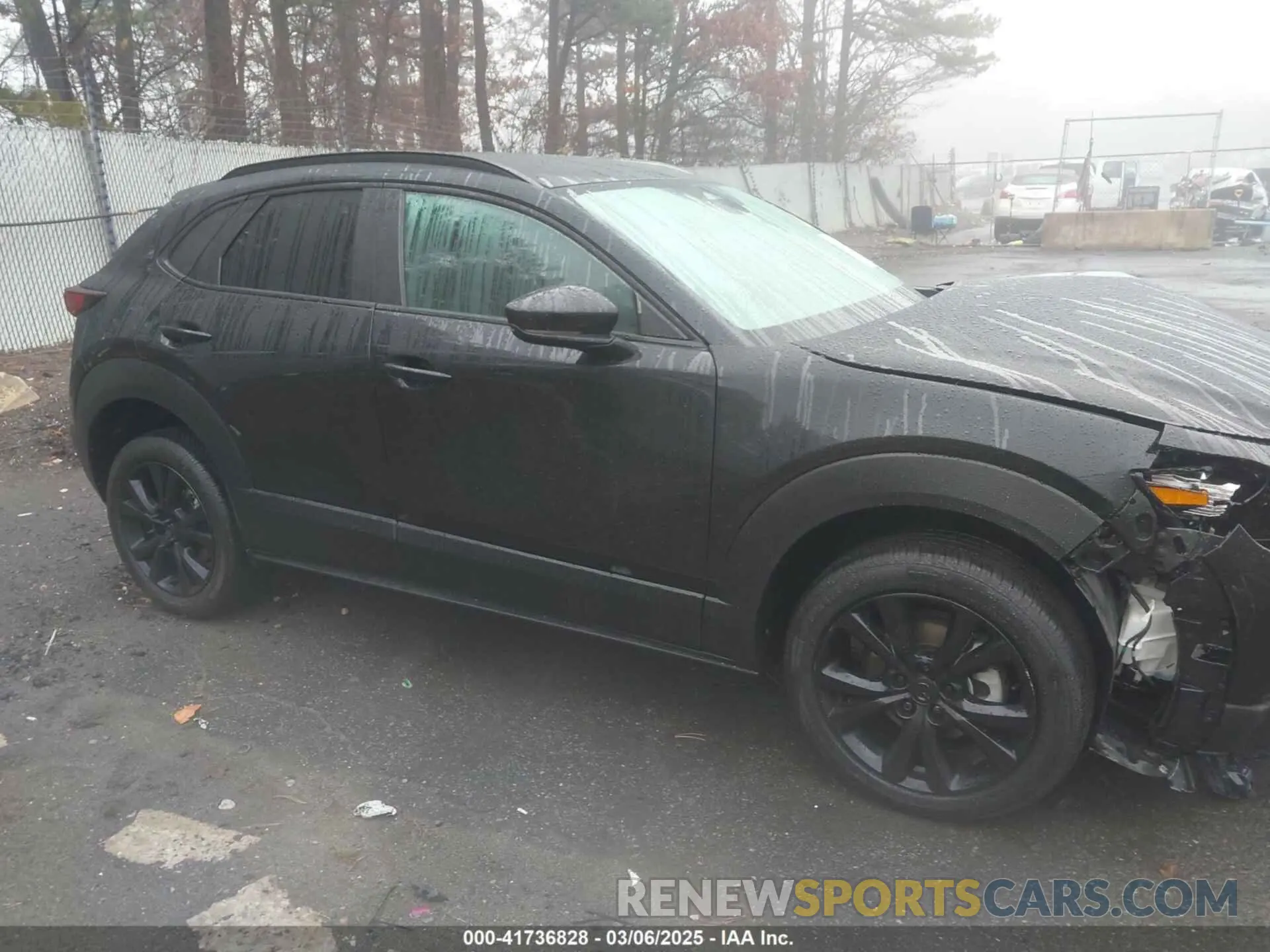 13 Фотография поврежденного автомобиля 3MVDMBBM8RM645571 MAZDA CX-30 2024