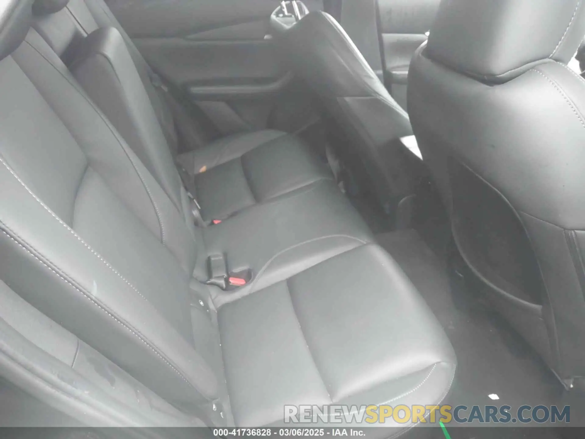 8 Фотография поврежденного автомобиля 3MVDMBBM8RM645571 MAZDA CX-30 2024