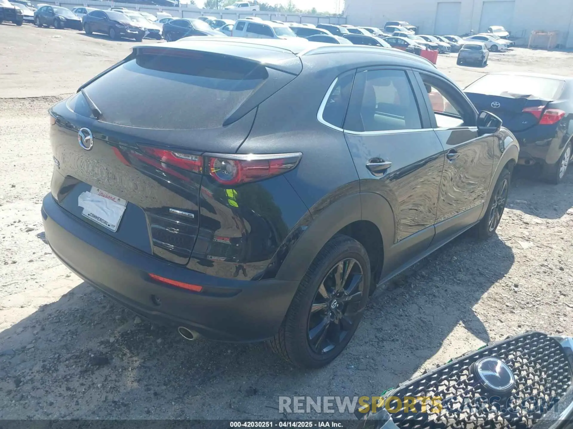 4 Фотография поврежденного автомобиля 3MVDMBBM8RM657137 MAZDA CX-30 2024