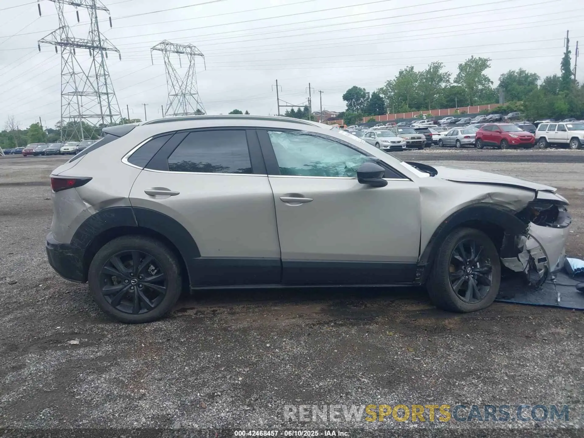 13 Фотография поврежденного автомобиля 3MVDMBBM9RM602244 MAZDA CX-30 2024