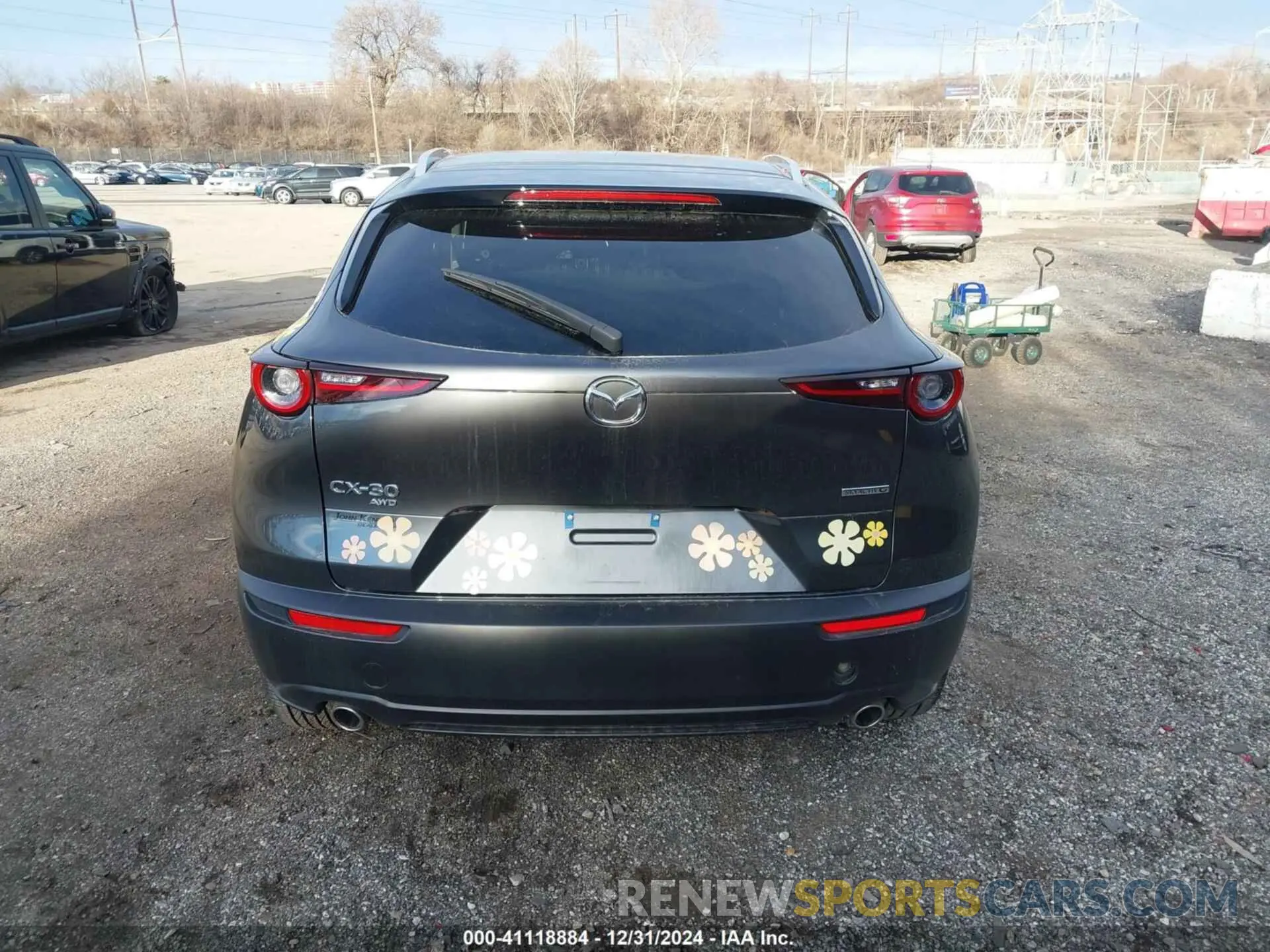 16 Photograph of a damaged car 3MVDMBBM9RM653808 MAZDA CX-30 2024