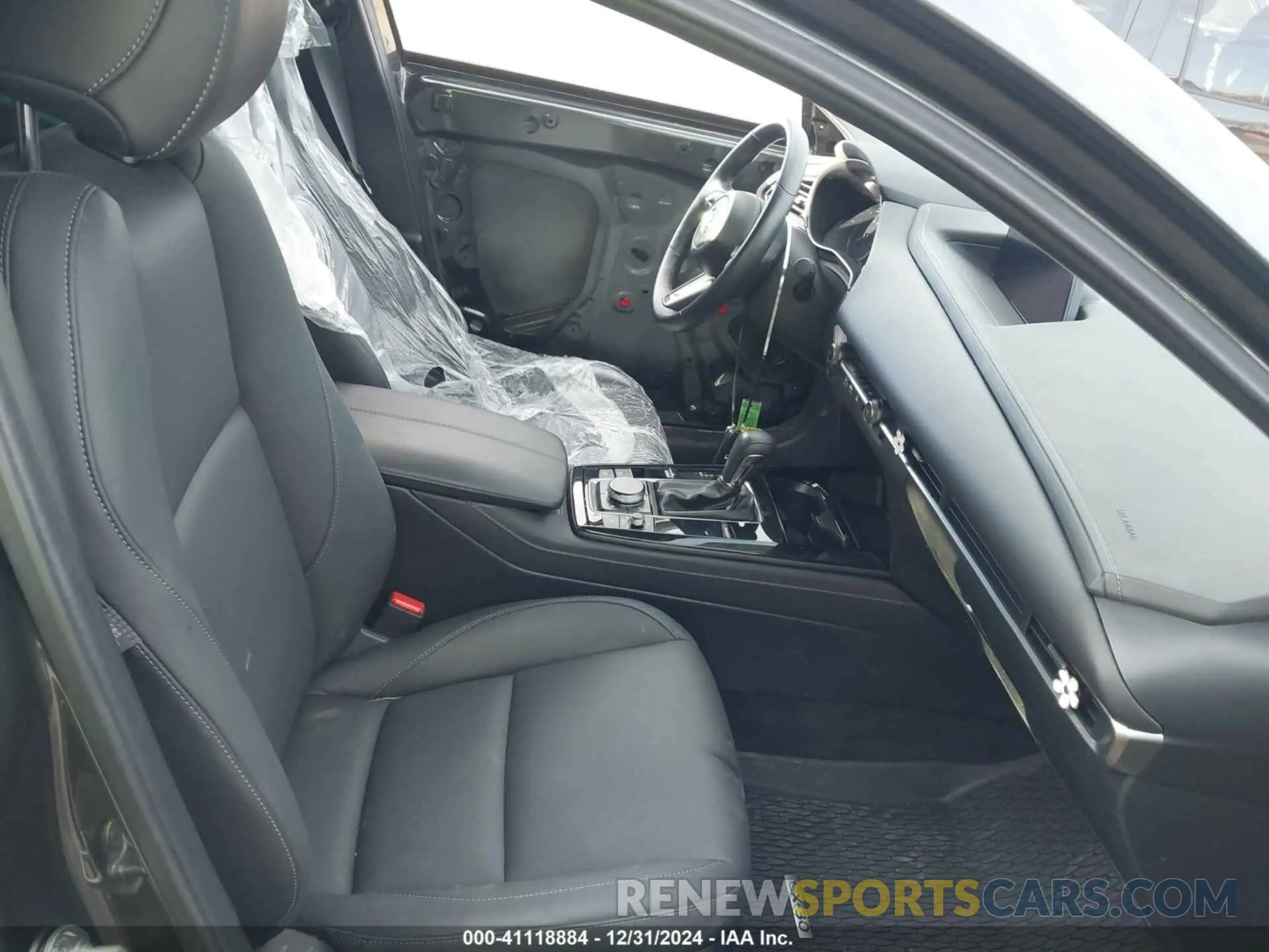 5 Photograph of a damaged car 3MVDMBBM9RM653808 MAZDA CX-30 2024