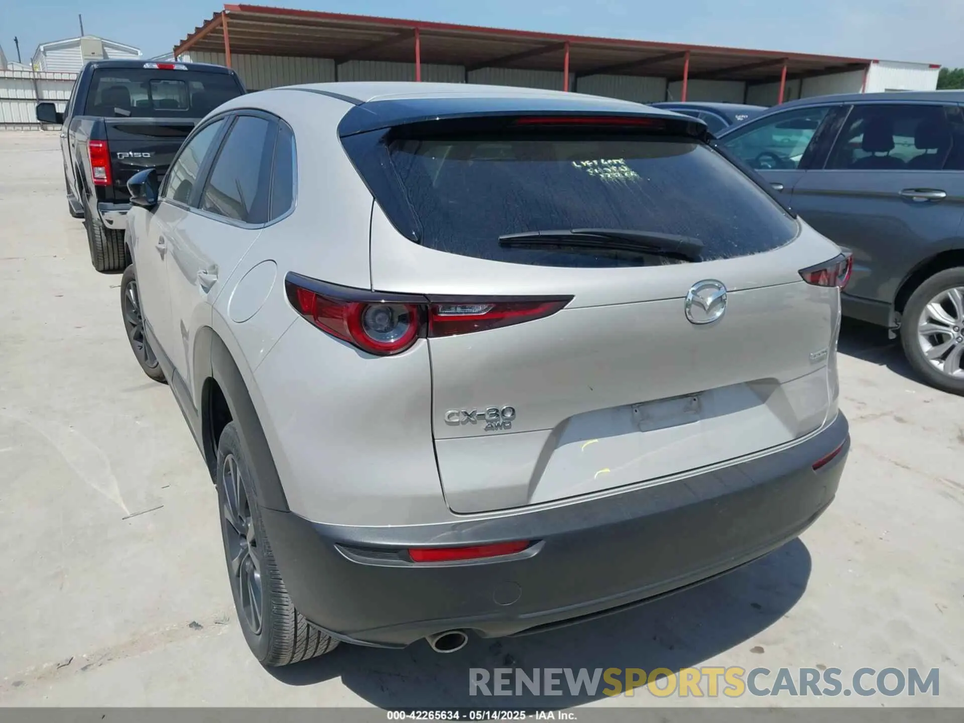 3 Photograph of a damaged car 3MVDMBBM9RM664436 MAZDA CX-30 2024