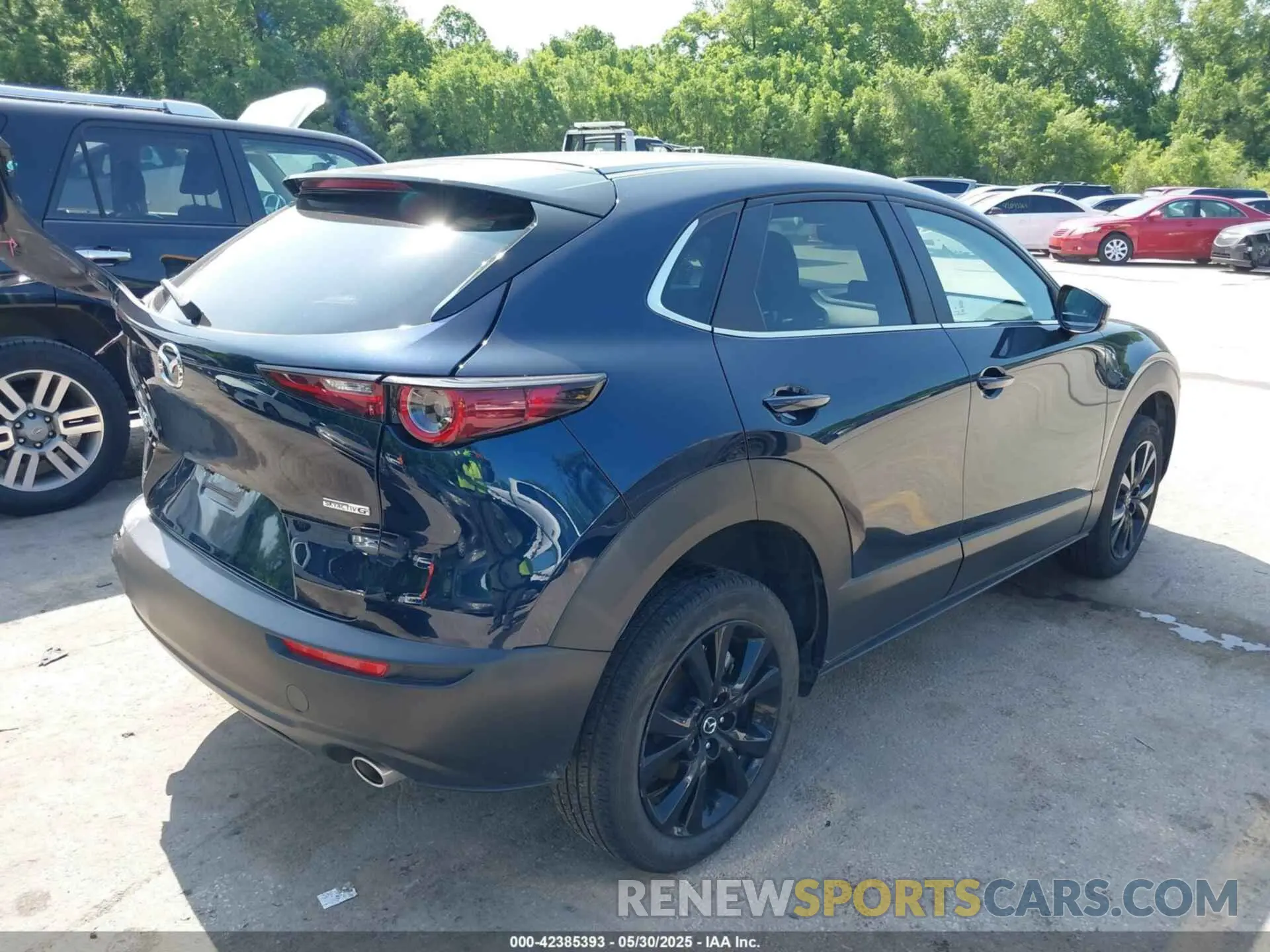 4 Photograph of a damaged car 3MVDMBBMXRM637259 MAZDA CX-30 2024