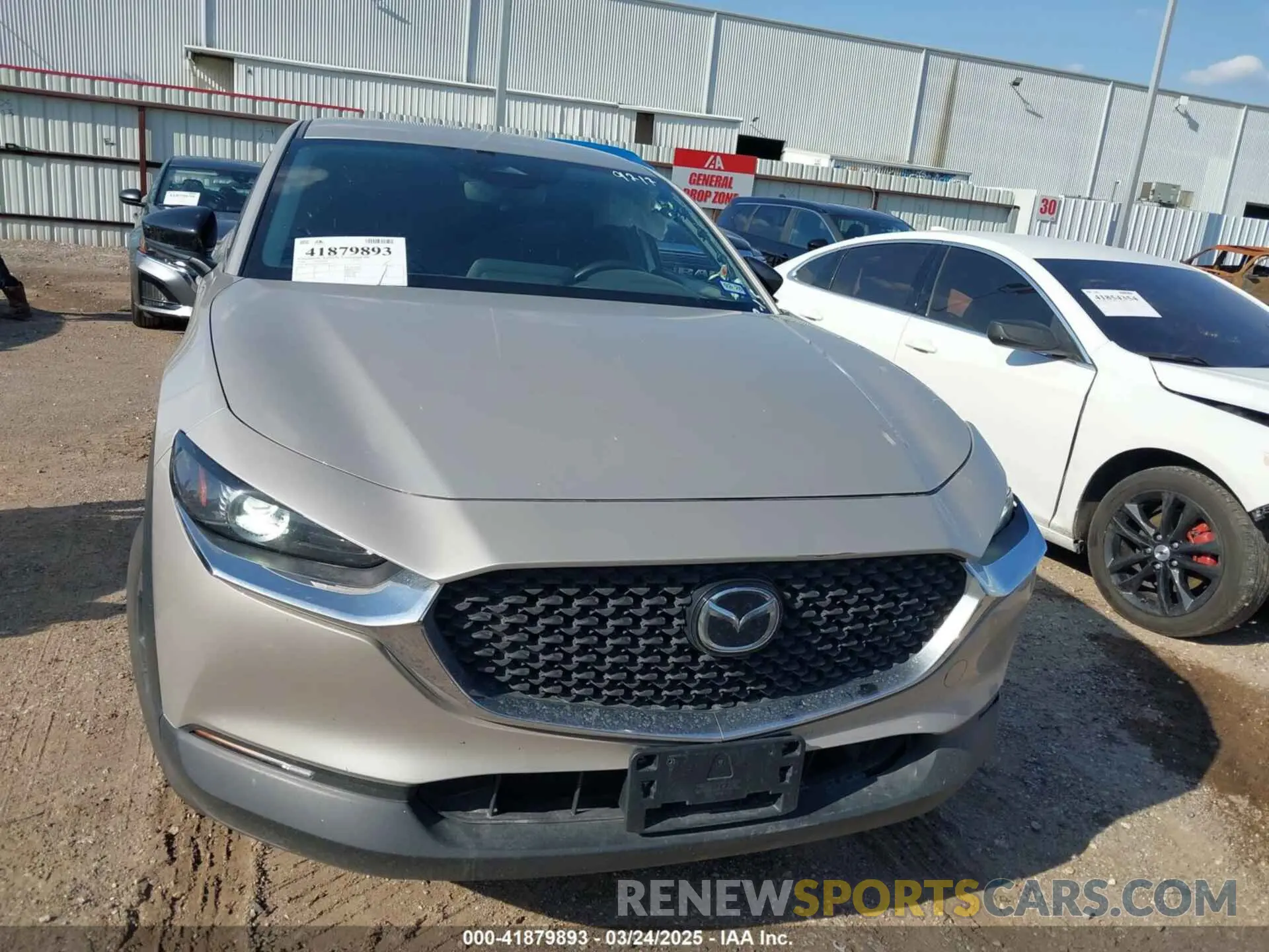 12 Фотография поврежденного автомобиля 3MVDMBBMXRM649217 MAZDA CX-30 2024
