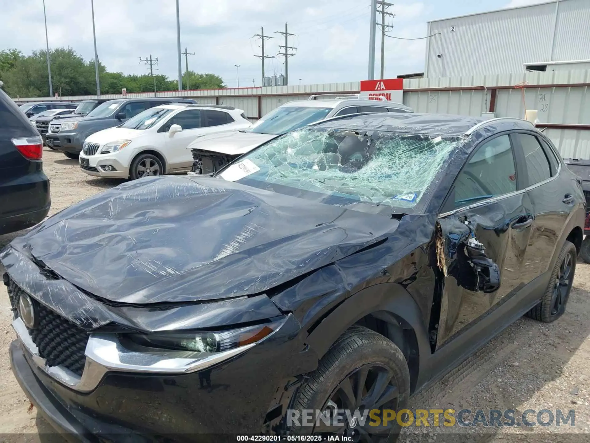 6 Фотография поврежденного автомобиля 3MVDMBBMXRM697784 MAZDA CX-30 2024