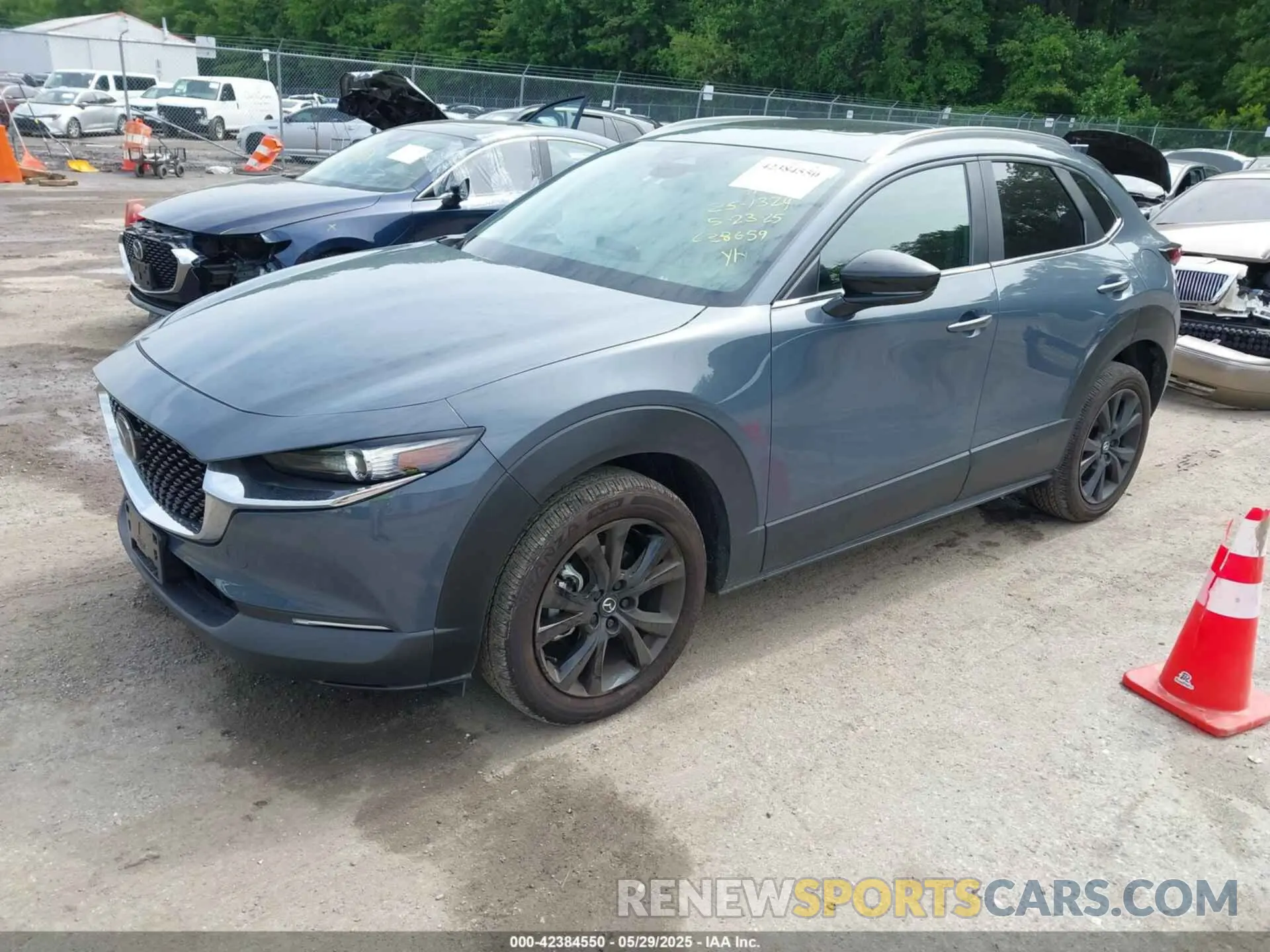 2 Фотография поврежденного автомобиля 3MVDMBCM0RM638659 MAZDA CX-30 2024