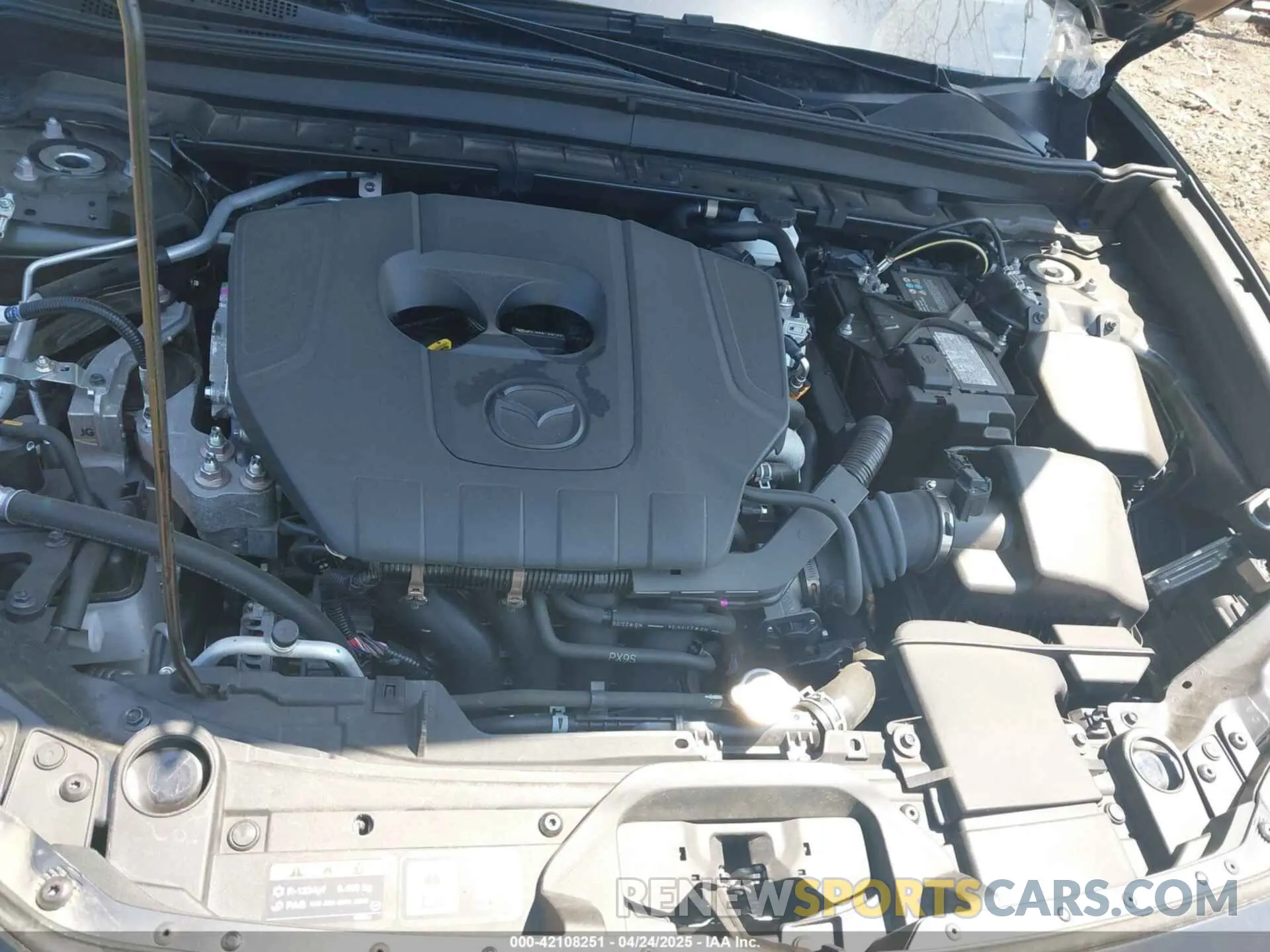 10 Фотография поврежденного автомобиля 3MVDMBCM0RM662752 MAZDA CX-30 2024