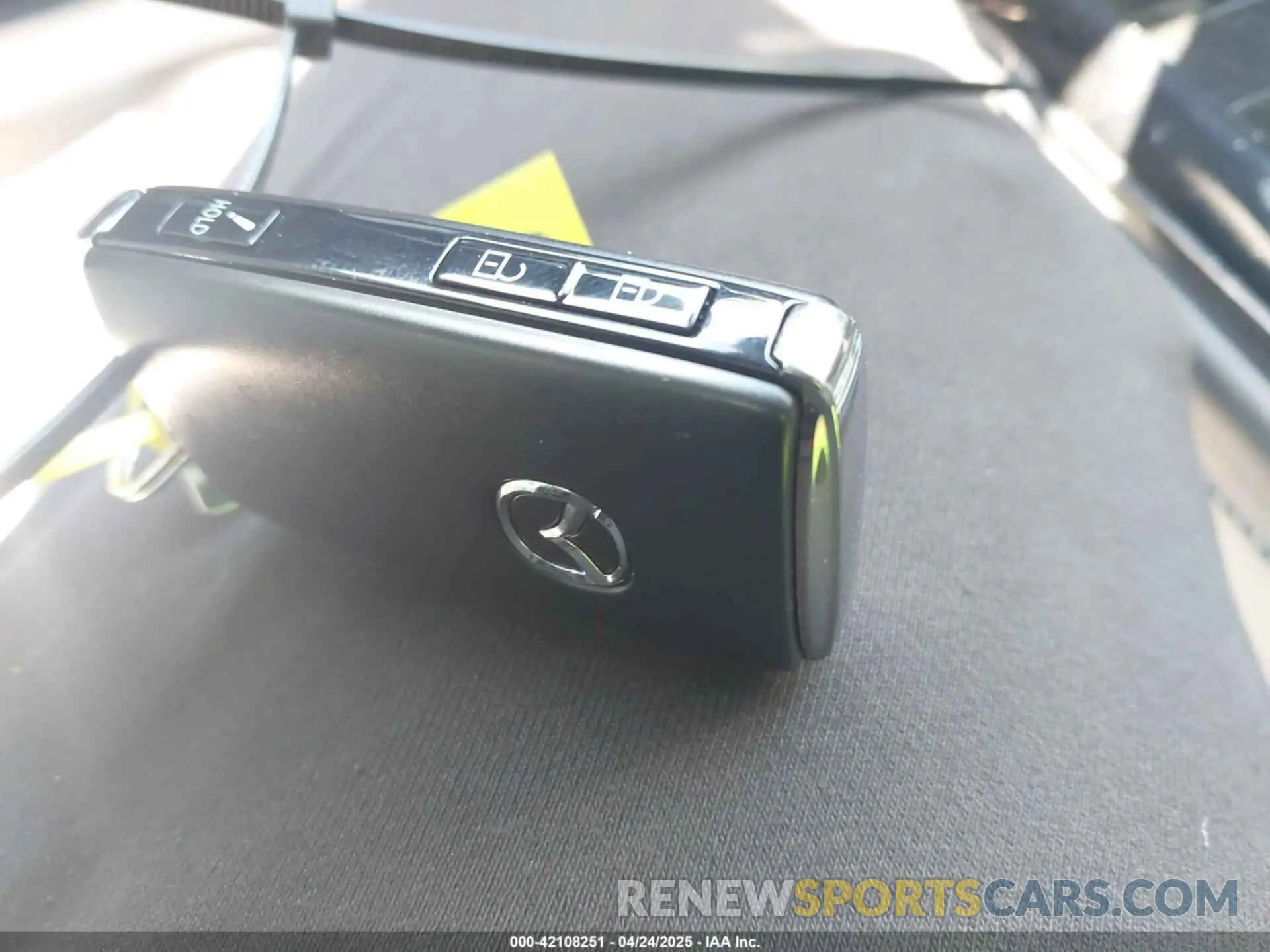 11 Фотография поврежденного автомобиля 3MVDMBCM0RM662752 MAZDA CX-30 2024