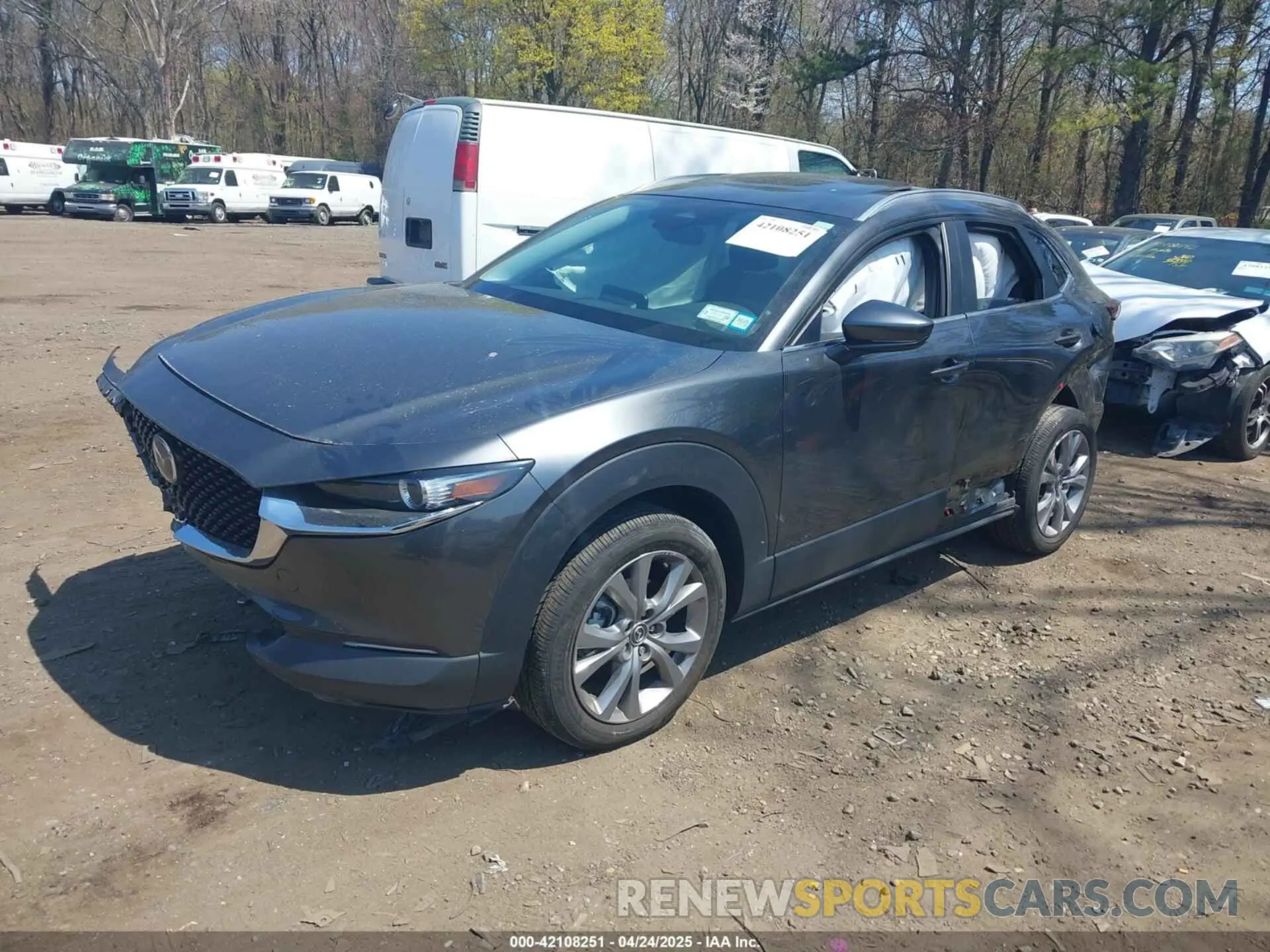2 Фотография поврежденного автомобиля 3MVDMBCM0RM662752 MAZDA CX-30 2024
