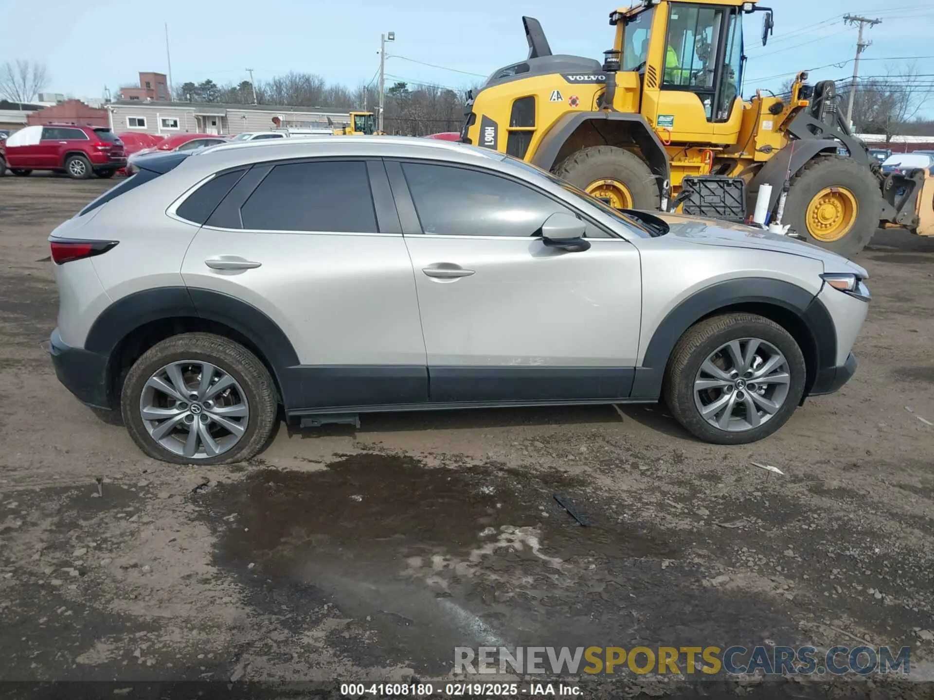 13 Фотография поврежденного автомобиля 3MVDMBCM0RM681320 MAZDA CX-30 2024