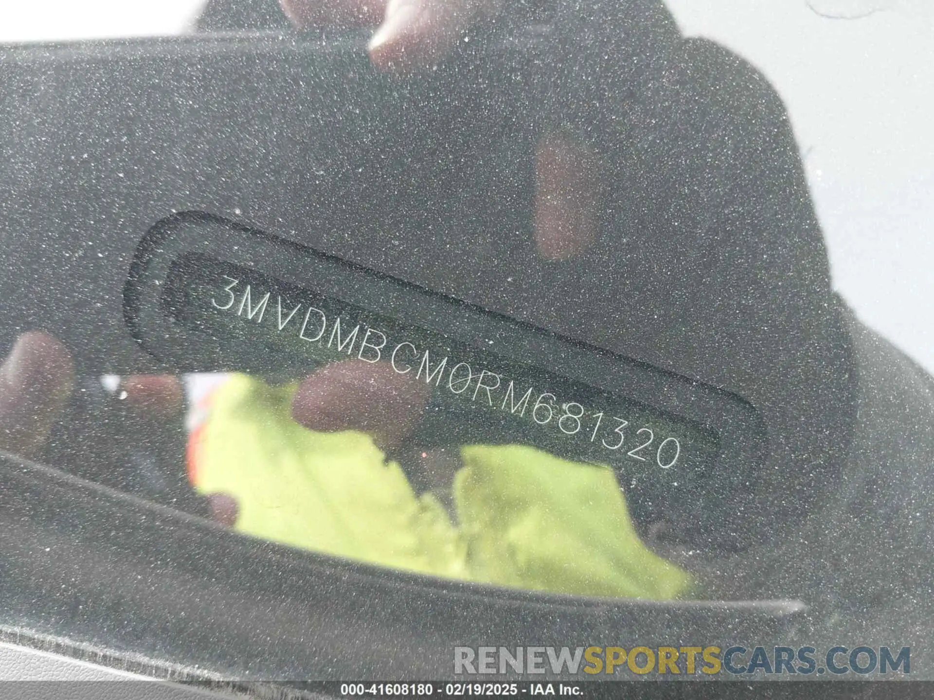 9 Фотография поврежденного автомобиля 3MVDMBCM0RM681320 MAZDA CX-30 2024
