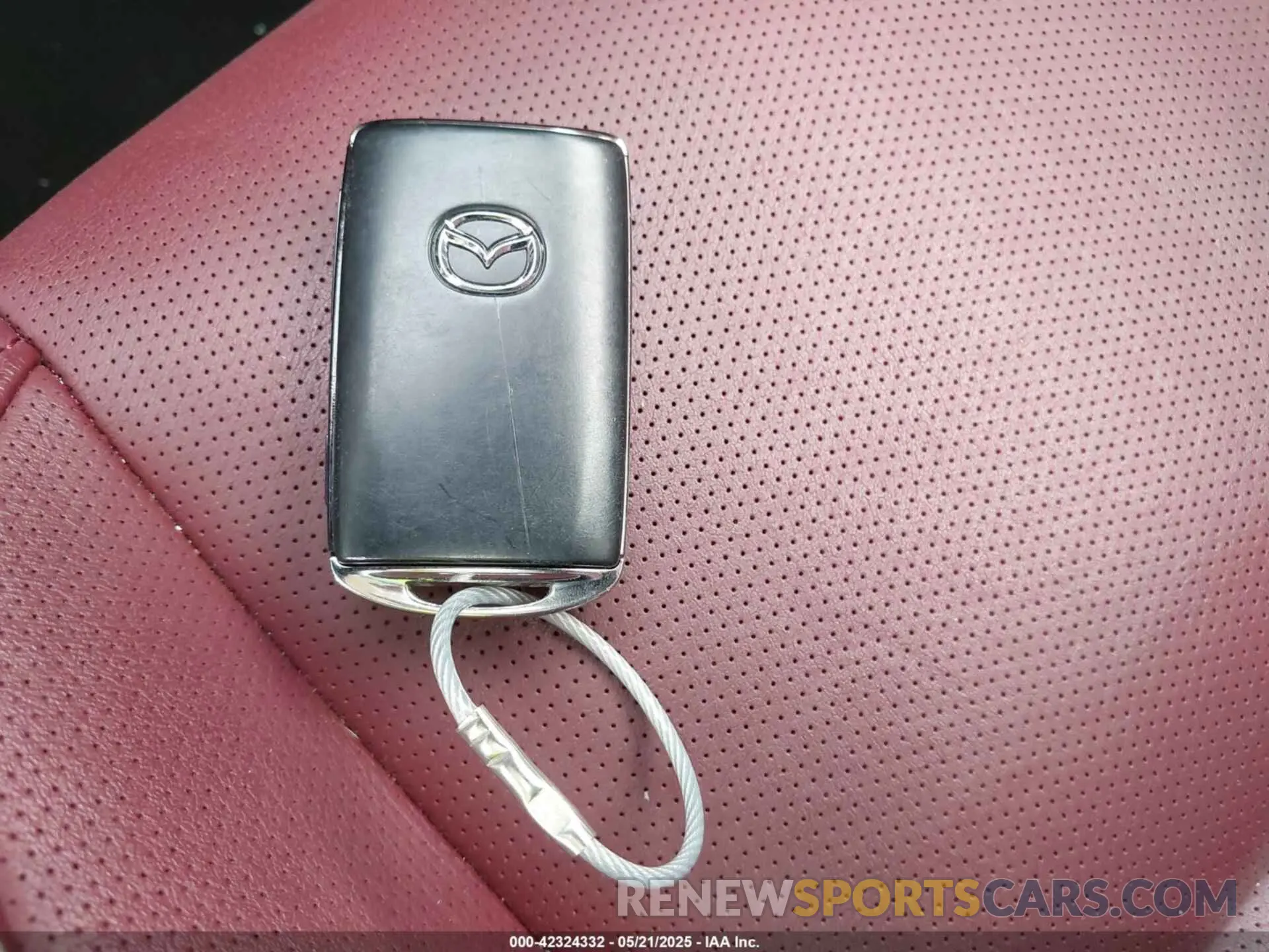 11 Photograph of a damaged car 3MVDMBCM0RM681804 MAZDA CX-30 2024