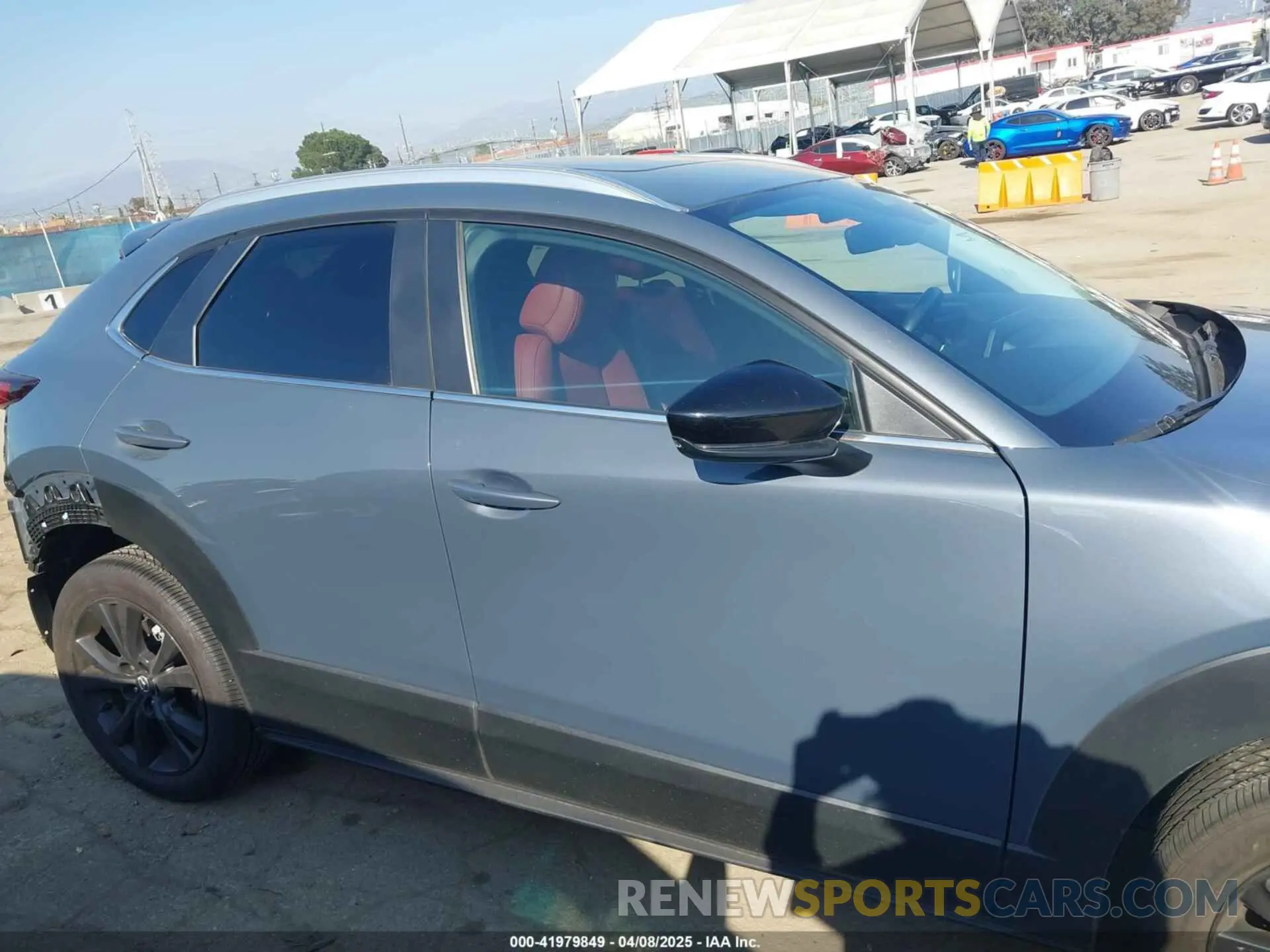 14 Photograph of a damaged car 3MVDMBCM3RM635044 MAZDA CX-30 2024