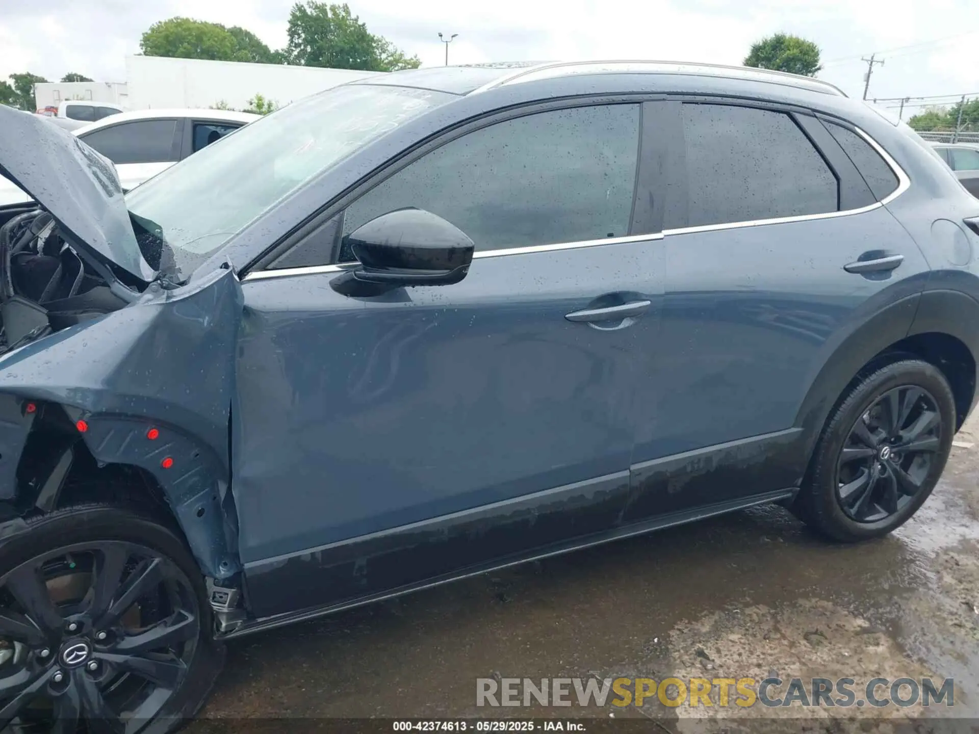 18 Фотография поврежденного автомобиля 3MVDMBCM3RM641653 MAZDA CX-30 2024
